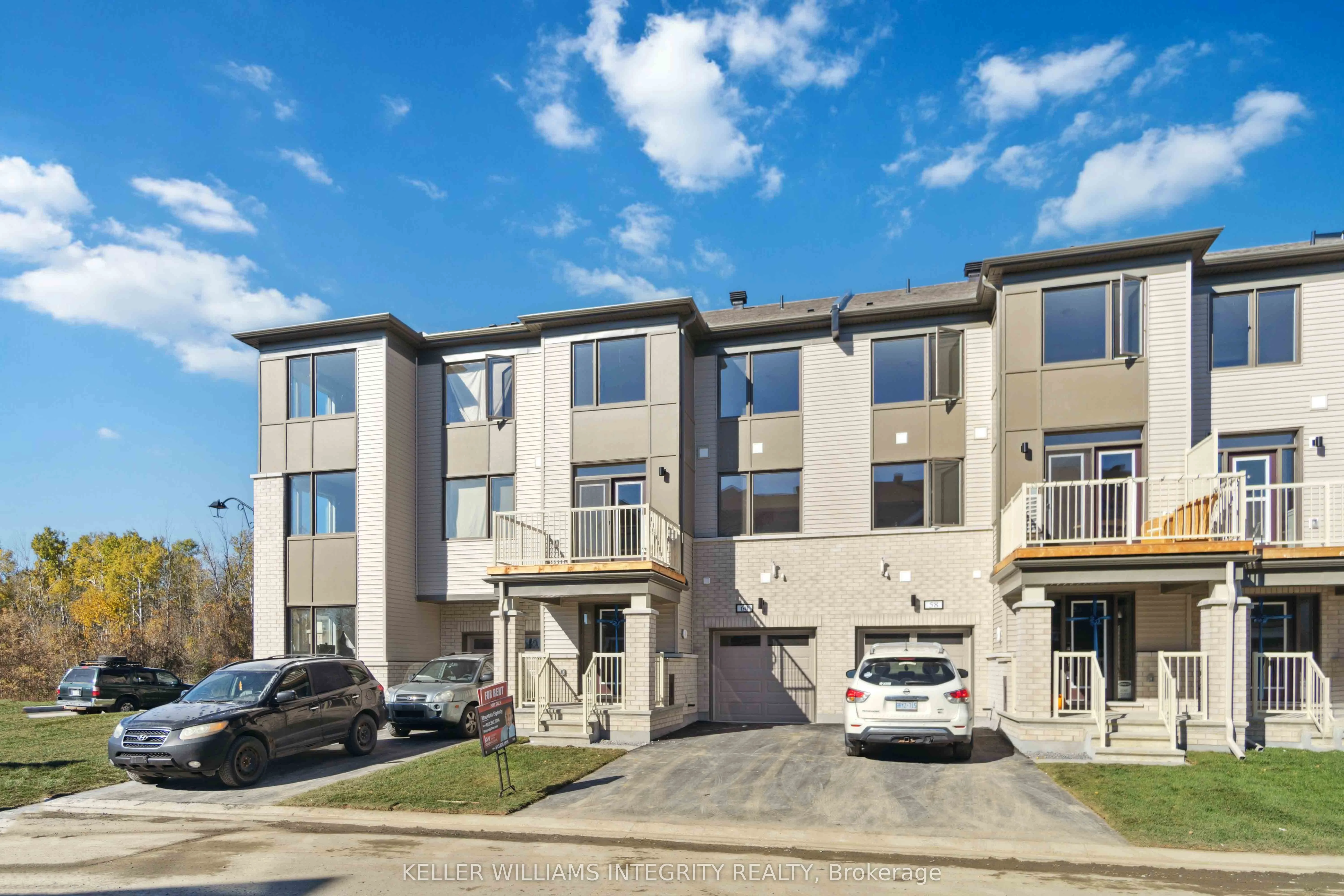 60 Stitch Mews, Stittsville - Munster - Richmond, On K0a 2z0
