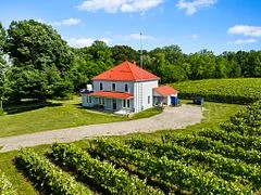 20 Tanbark Road, Niagara-on-the-Lake, ON L0S 1J0
