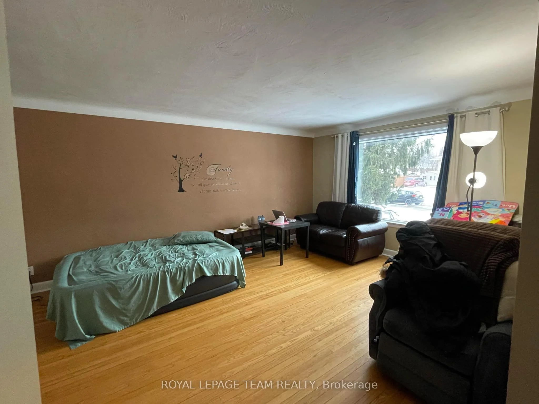 480 Vernon Avenue, Overbrook - Castleheights and Area, ON K1K 1A6