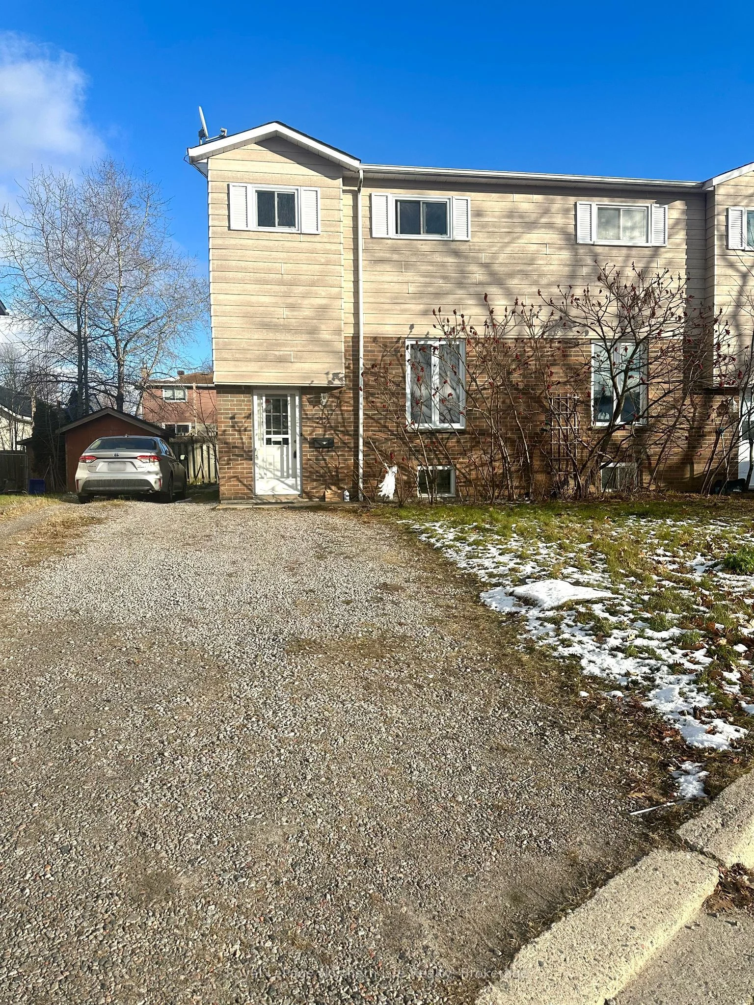 22 Dover Court, North Bay, On P1b 9g7