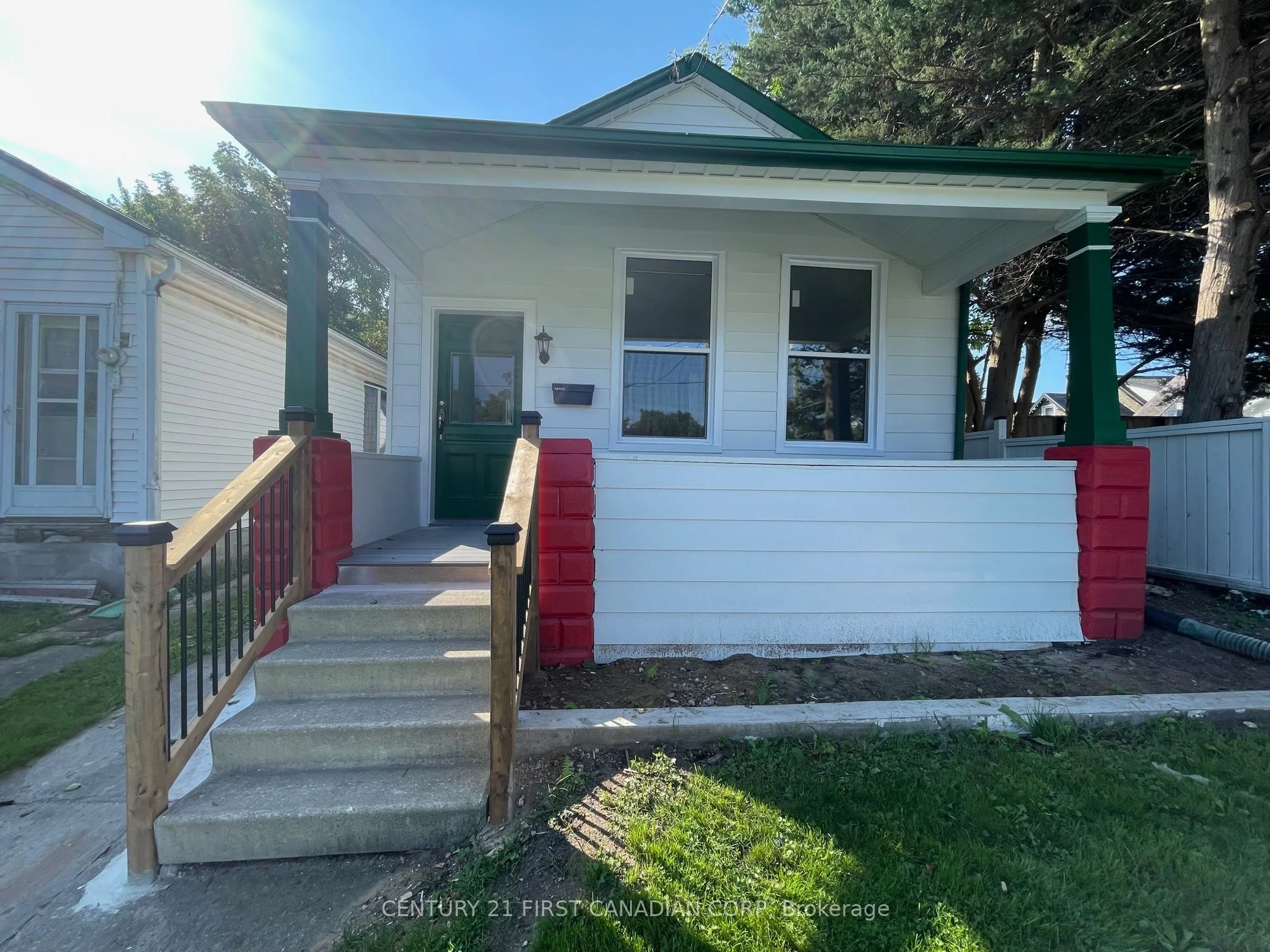 1025 York Street, London East, On N5w 2t4