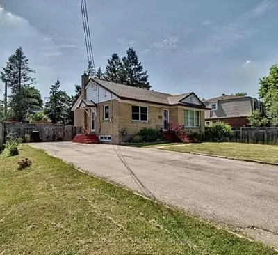 Detached in Waterloo