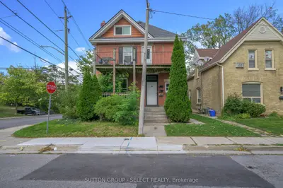 100 Mcclary Avenue, London South, On N6c 1p8