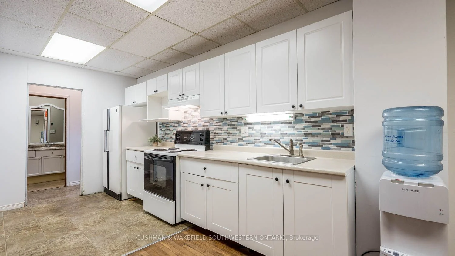 24637 Melbourne Road, Strathroy-Caradoc, ON N7G 3H5