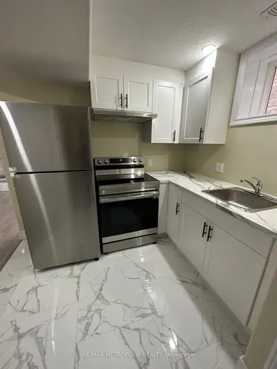 468 Starwood Drive Bsmt, Guelph, On N1e 0l7