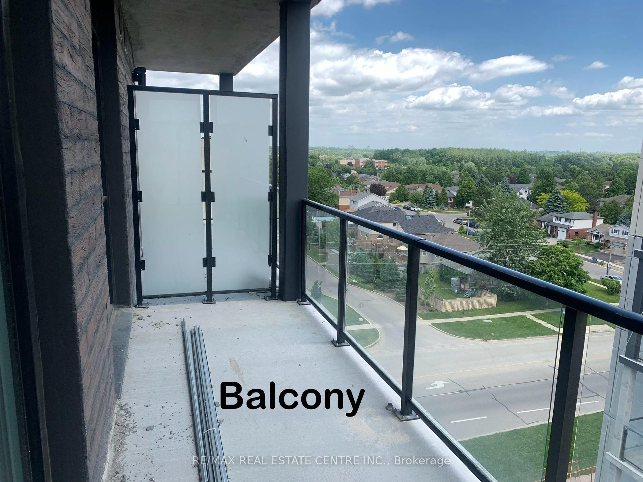 181 Elmira Road S 704b, Guelph, On N1k 0e4