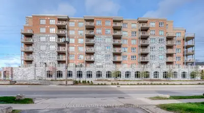 Condo Apartment in Cambridge