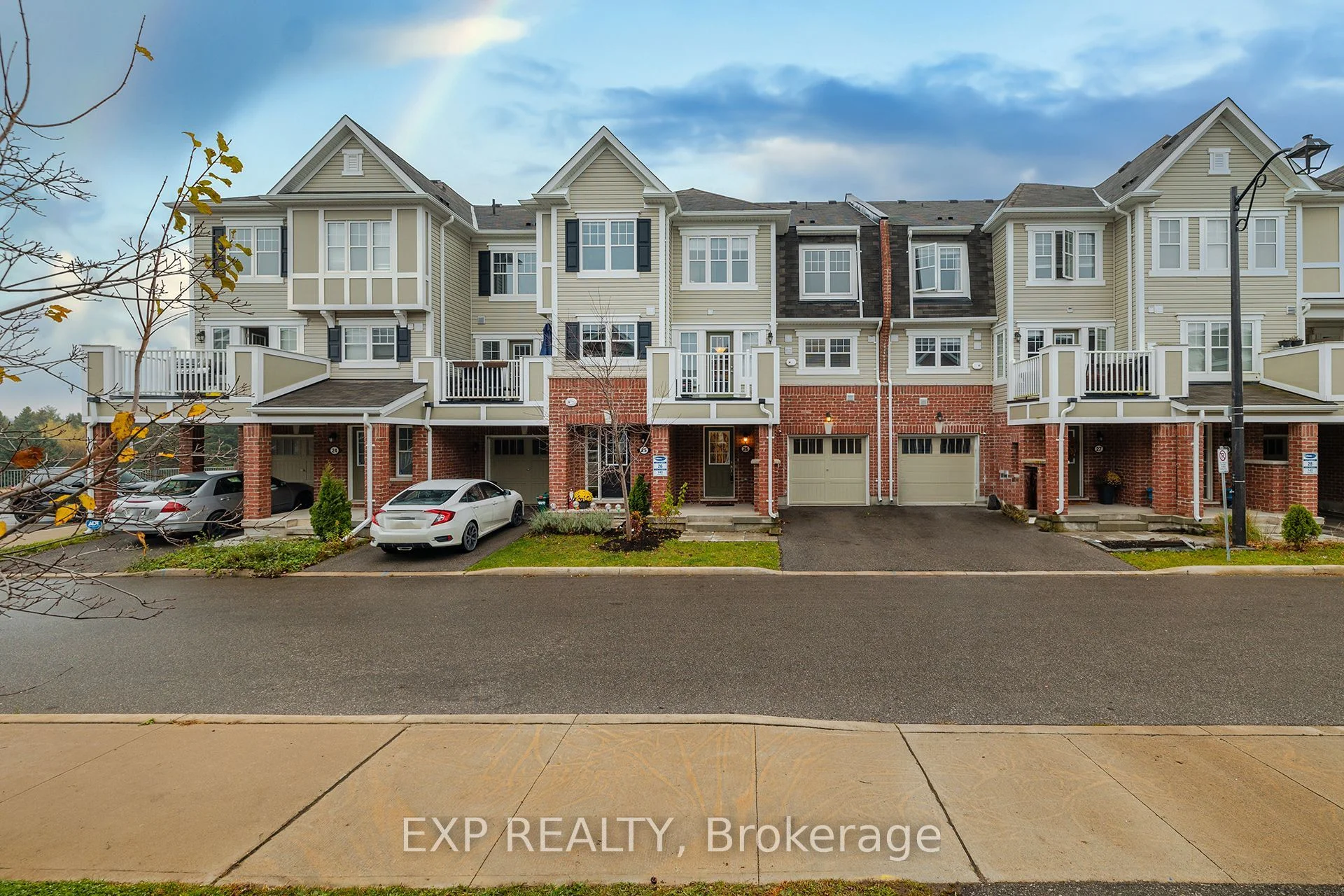 Att/Row/Townhouse in Cambridge