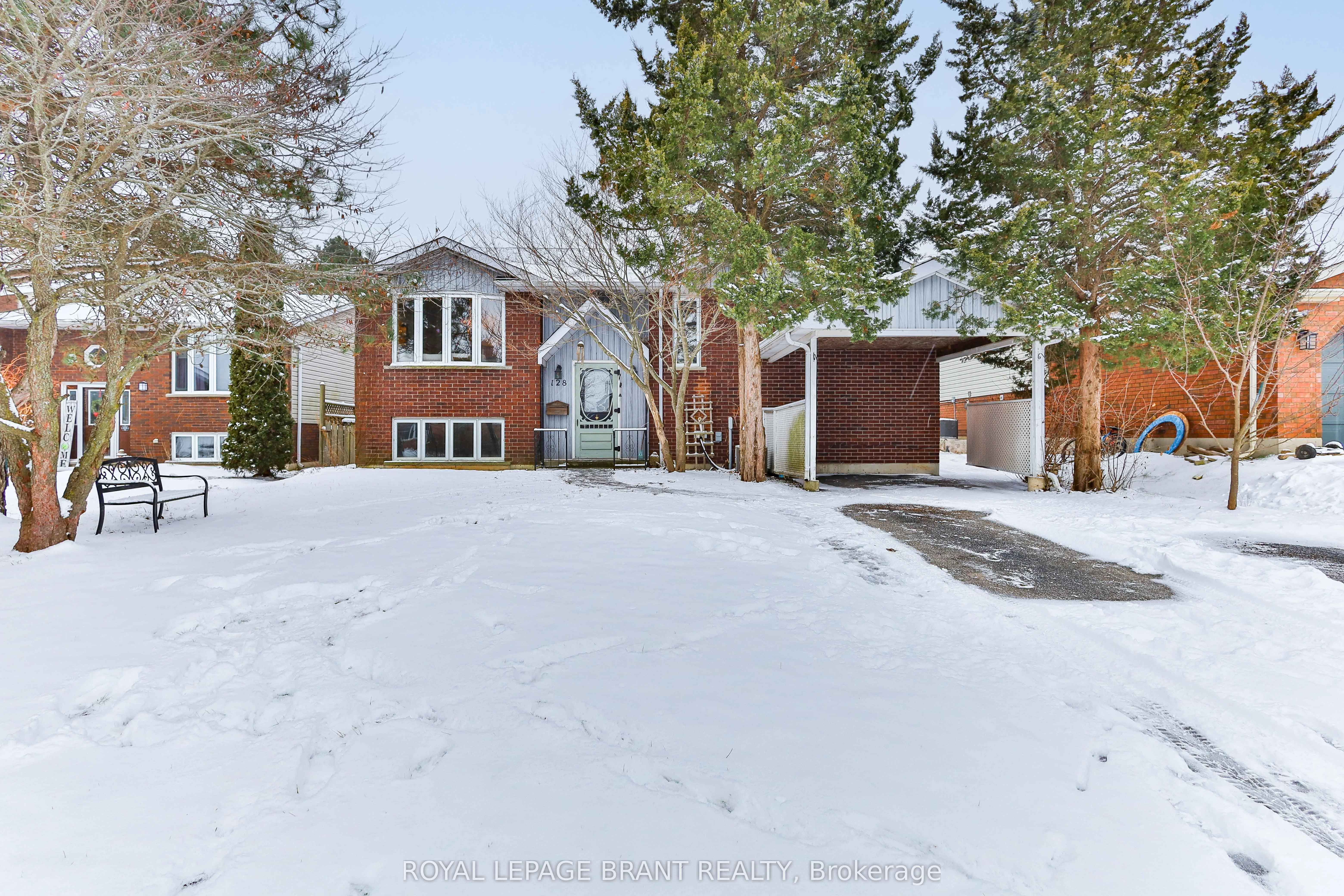 Detached in Brant
