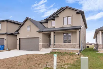 Detached in Chatham-Kent