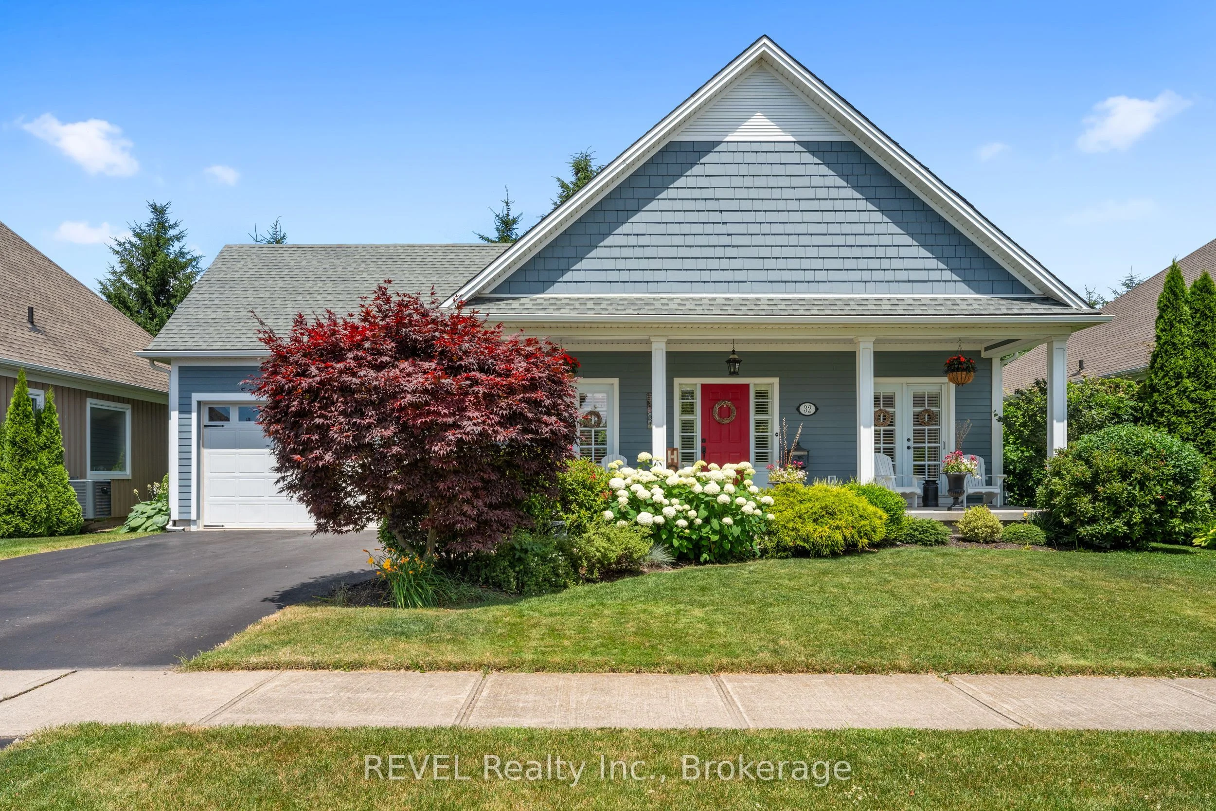 Detached in Fort Erie