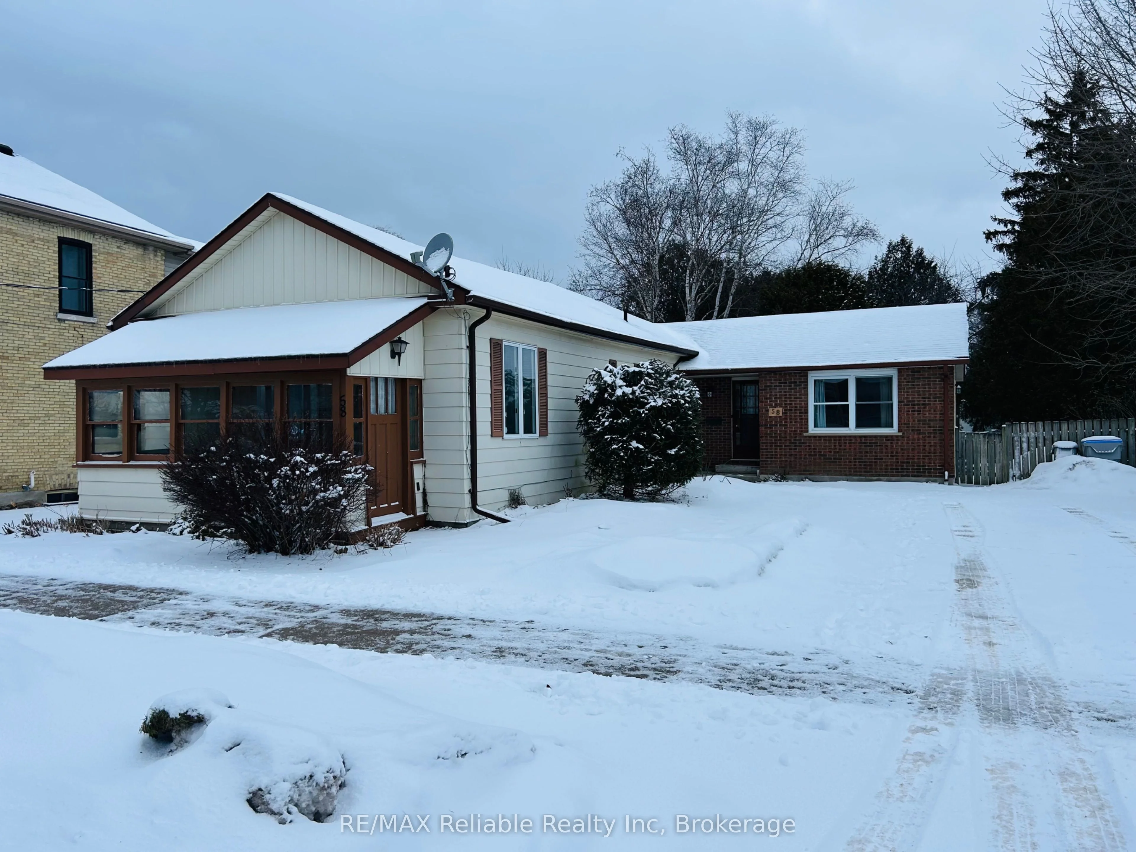 58 Huron Street W, South Huron, On N0m 1s2
