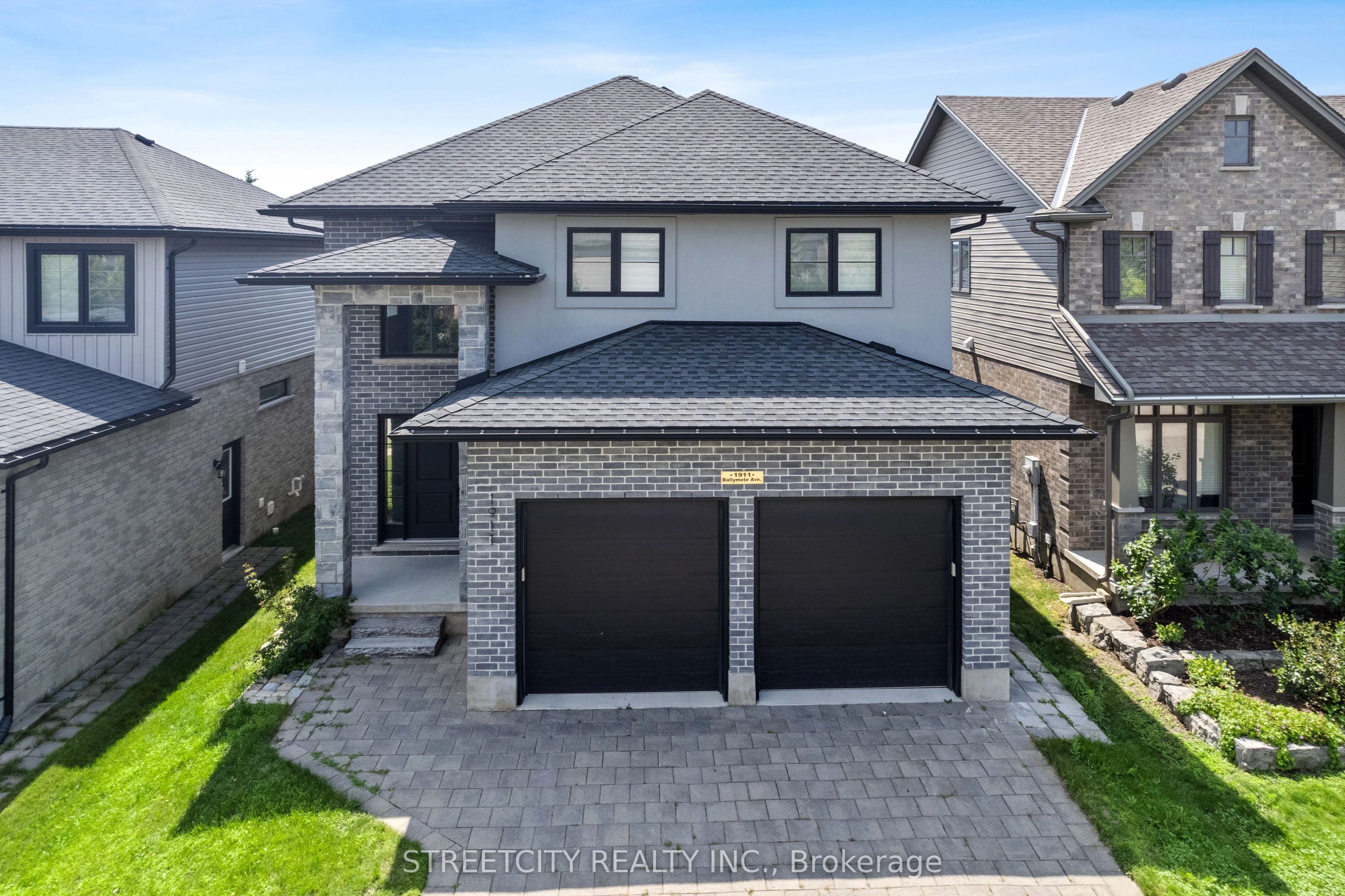 1911 Ballymote Avenue, London North, On N5x 0j5