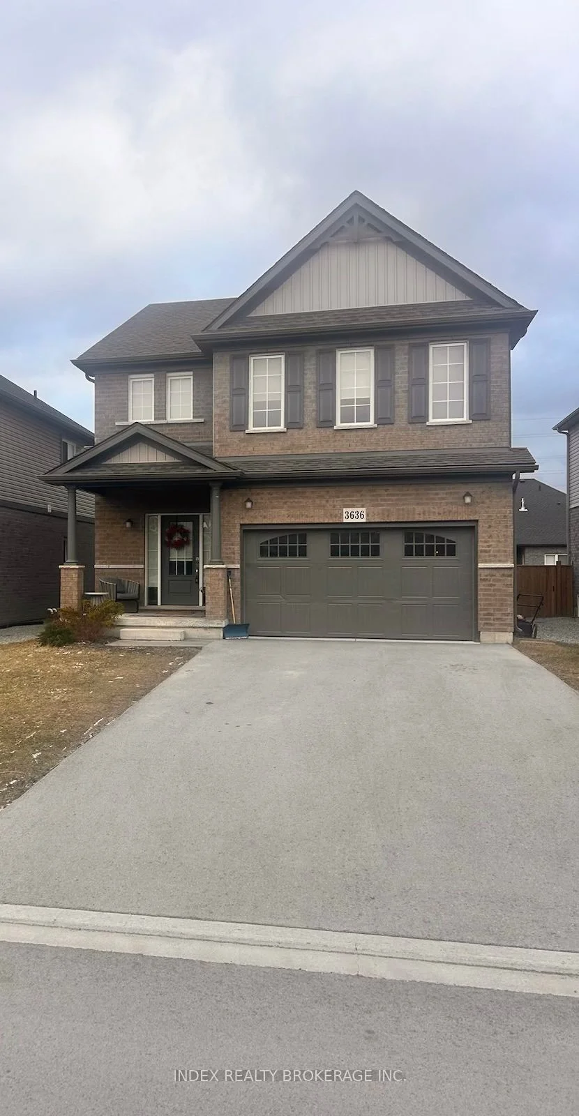 Detached in Fort Erie