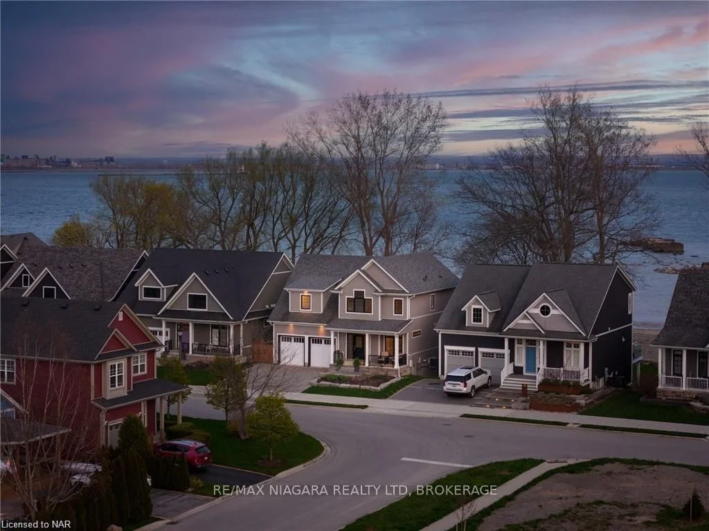 Detached in Fort Erie