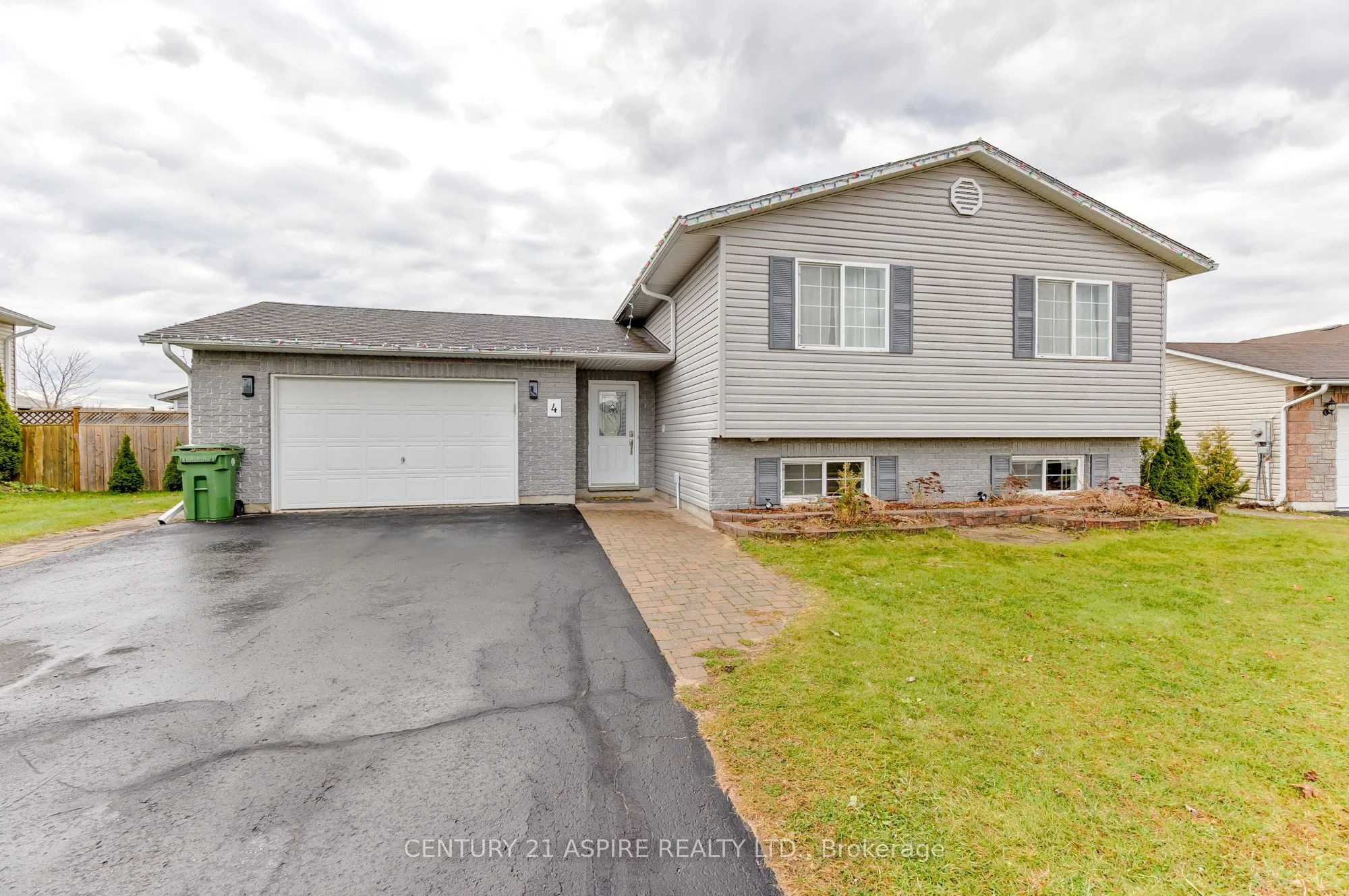 Detached in Petawawa
