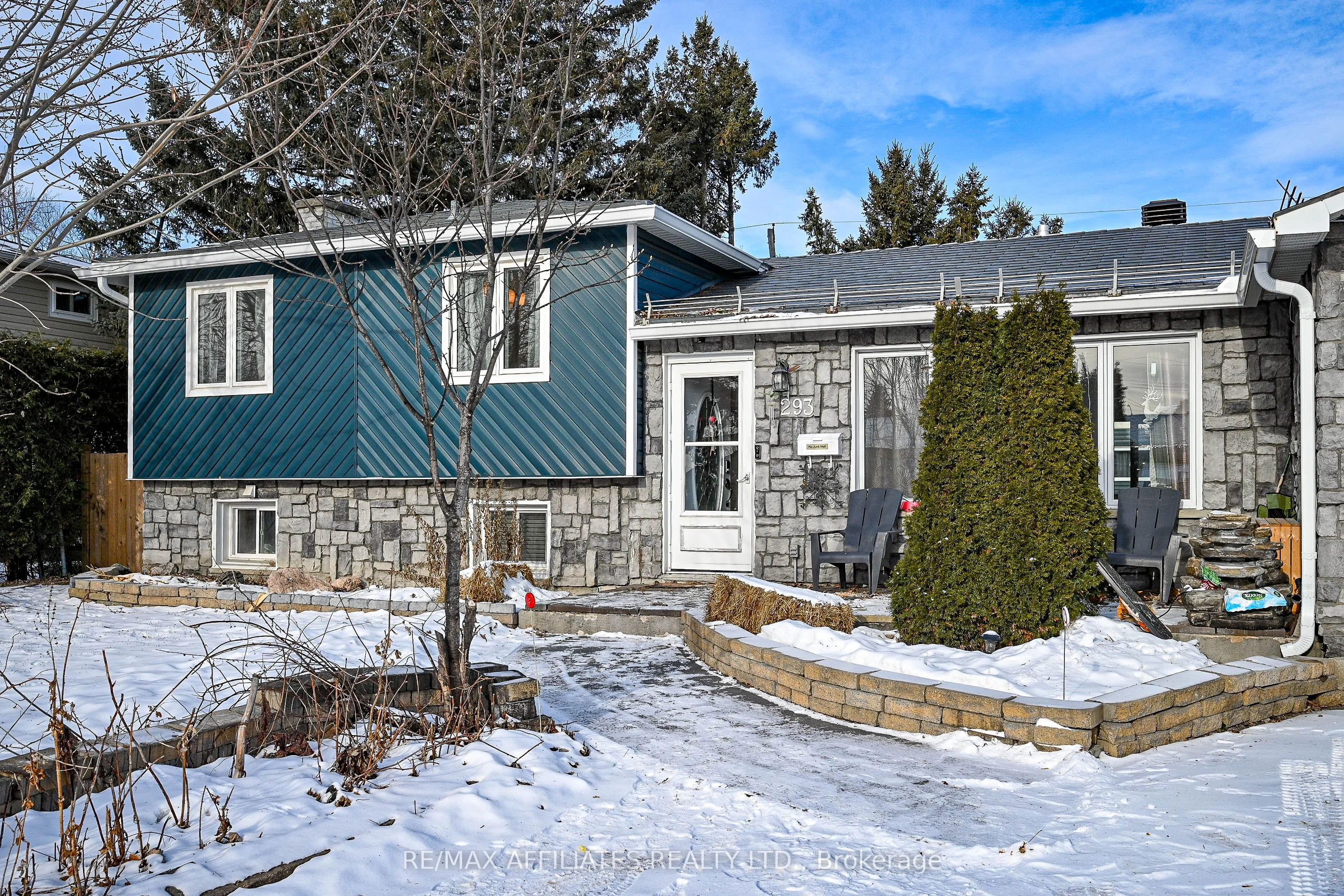 Detached in Orleans - Cumberland and Area
