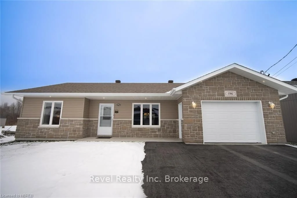 196 Dovercourt Road, West Nipissing, On P2b 0b5