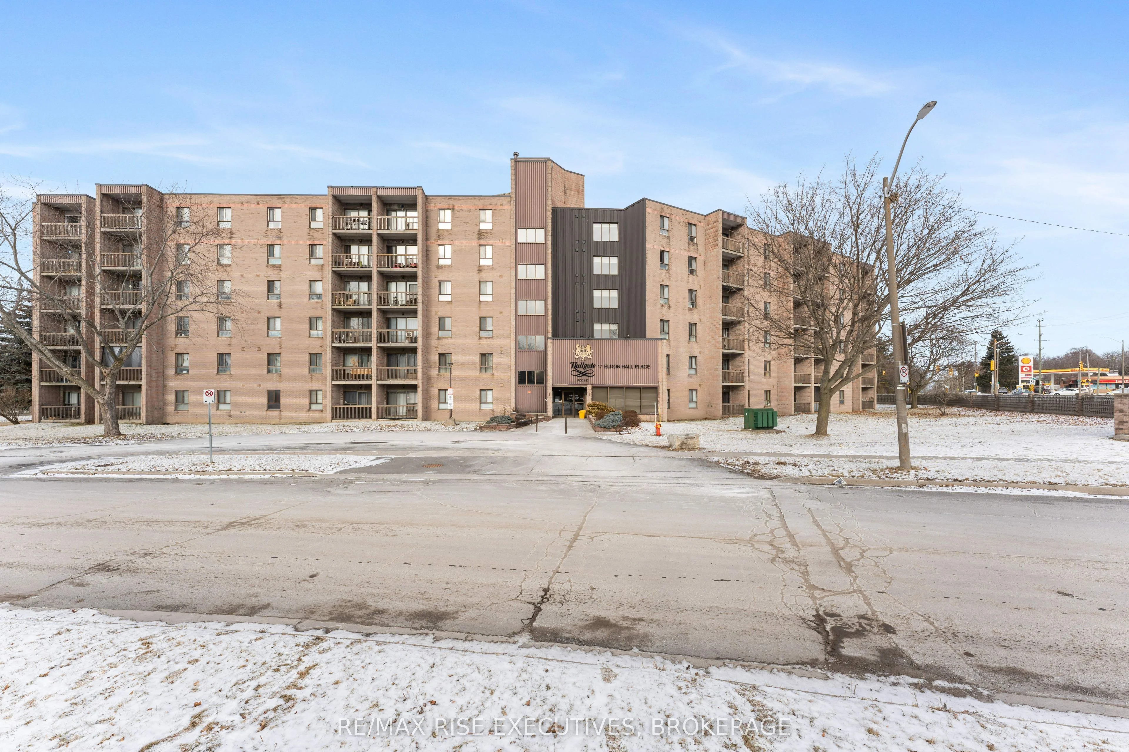 Condo Apartment in Kingston