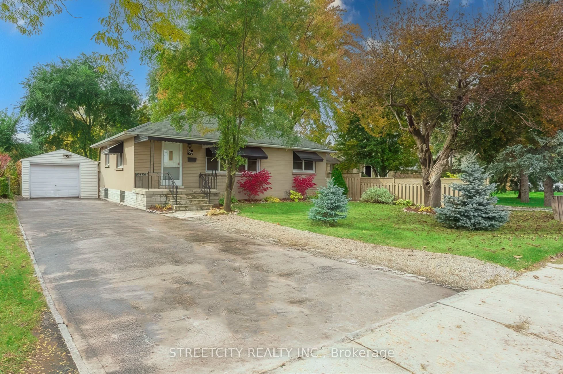 537 Clarke Road, London East, On N5v 2e1