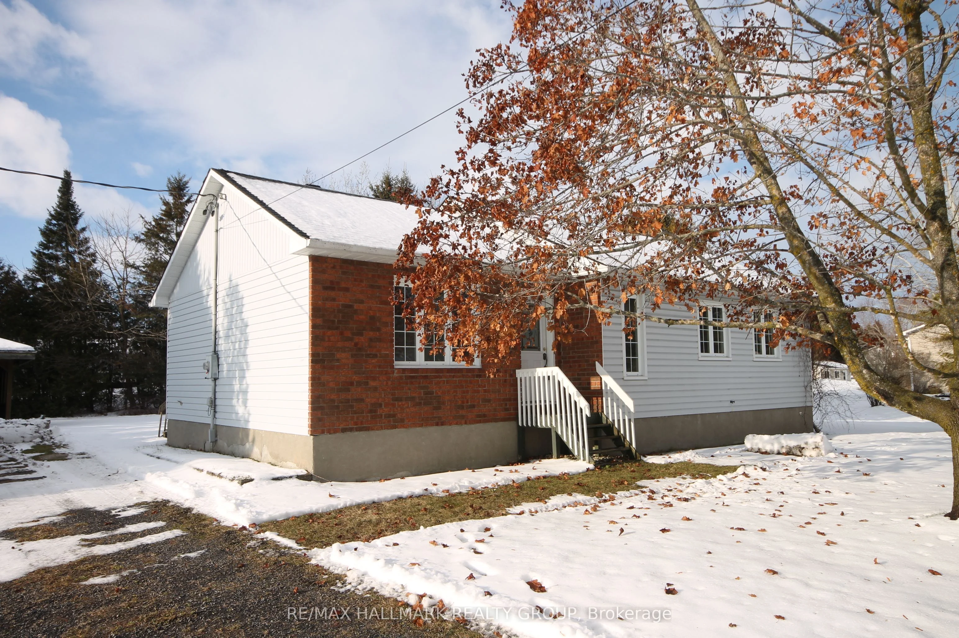 Detached in North Dundas