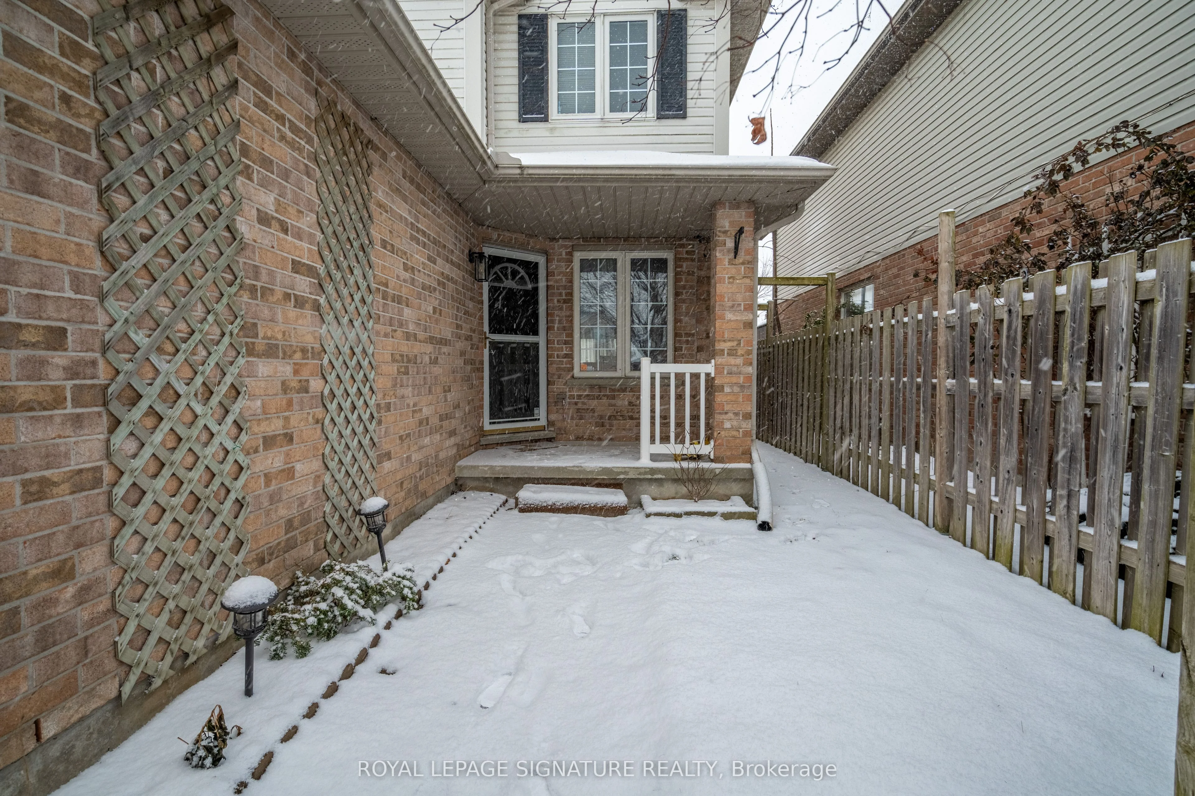 155 Emerald Road, London South, On N6m 1j3