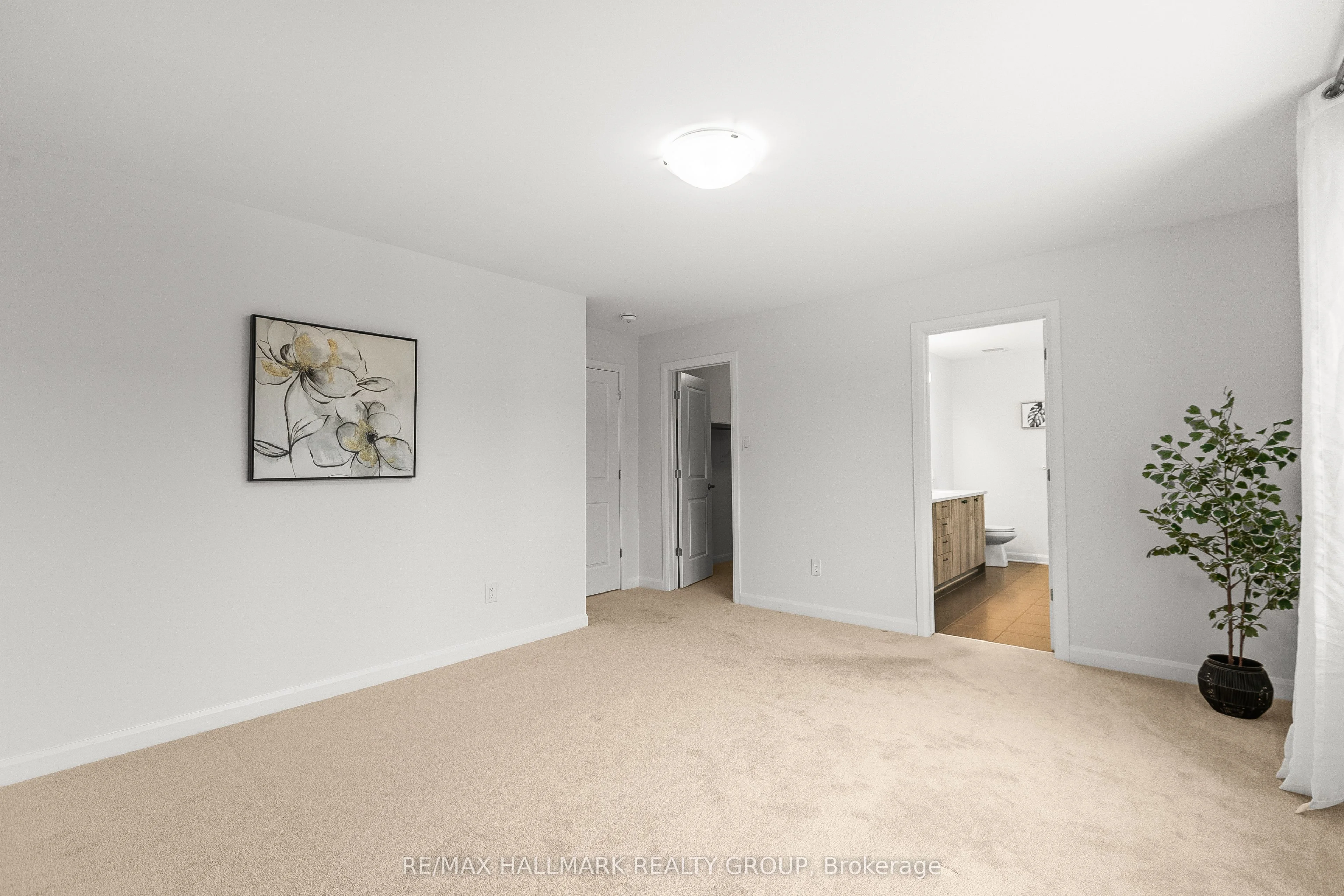 921 Lakeridge Drive, Orleans - Cumberland and Area, ON K4A 5N8
