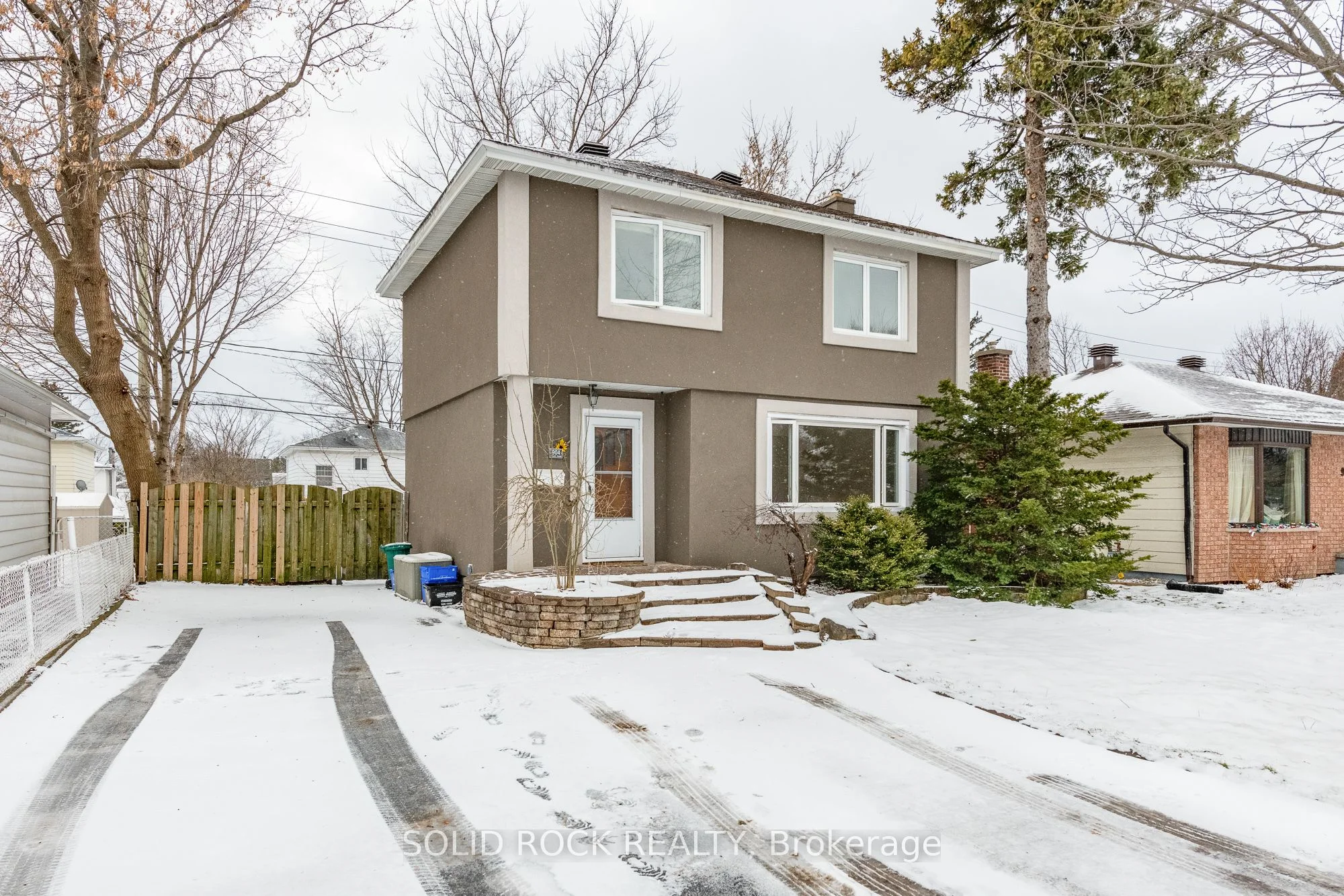 904 Smyth Road, Elmvale Acres And Area, On K1g 1p6