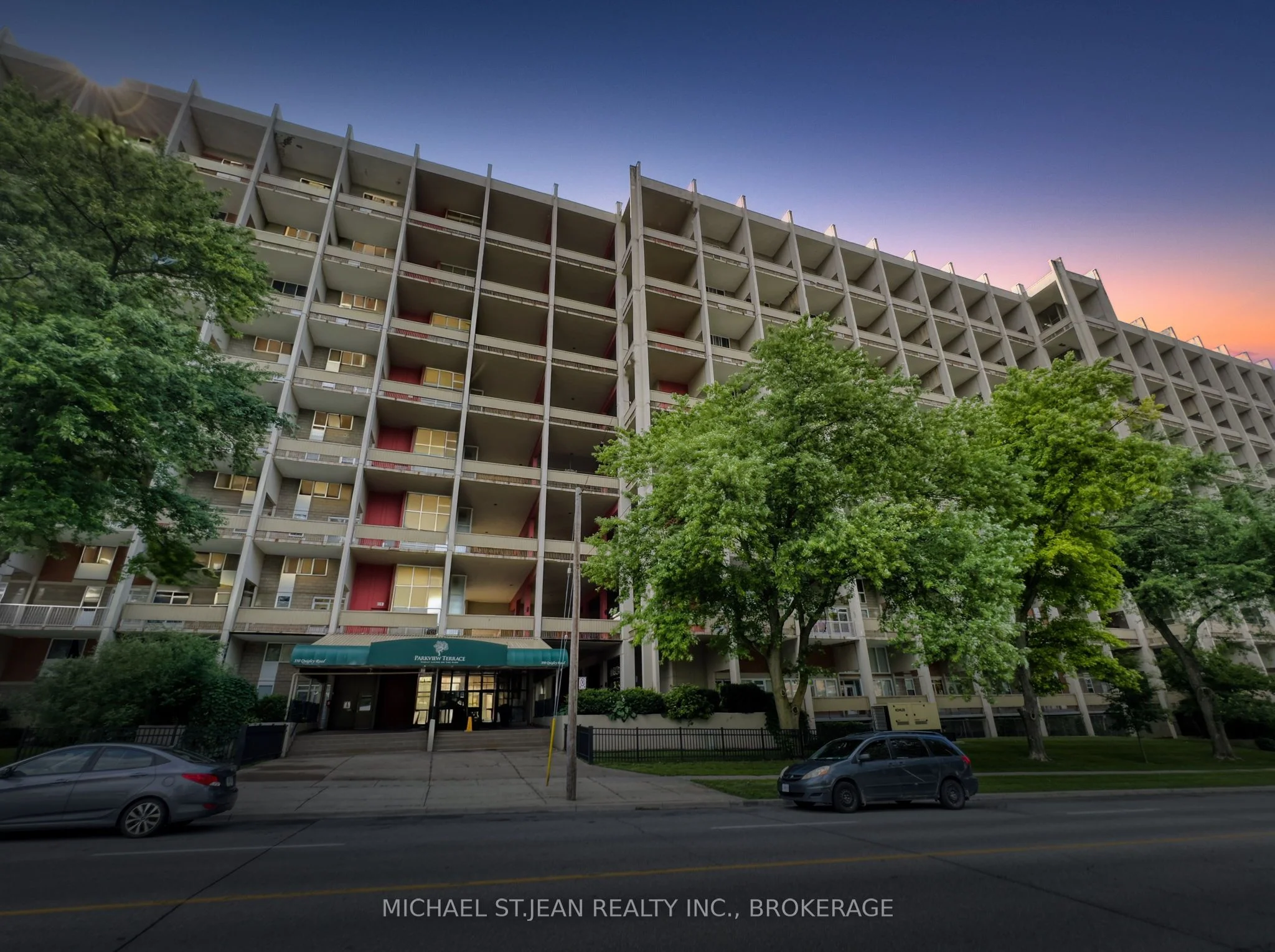 Condo Apartment in Hamilton