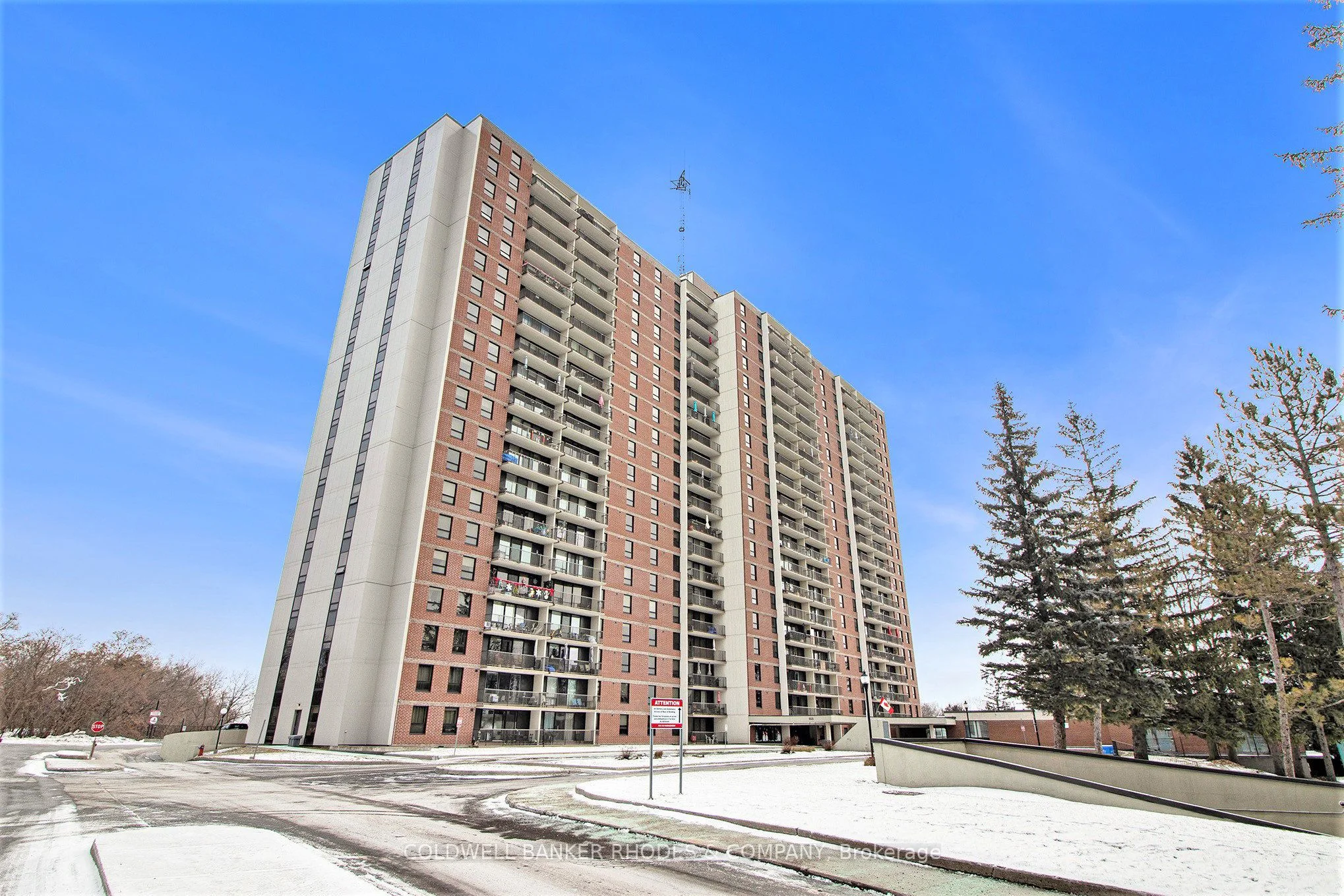 665 Bathgate Drive 1401, Overbrook - Castleheights And Area, On K1k 3y4