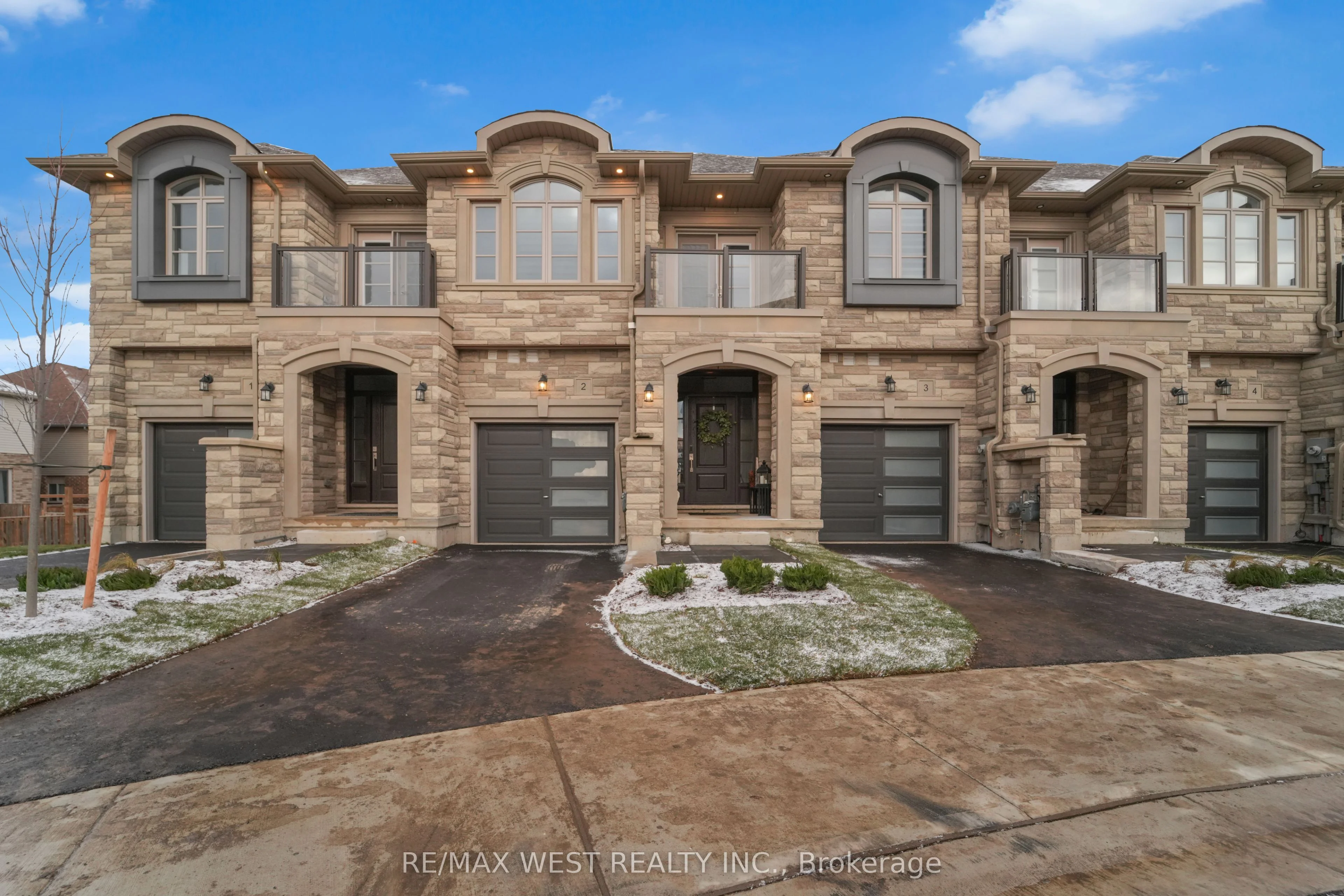 Att/Row/Townhouse in Guelph
