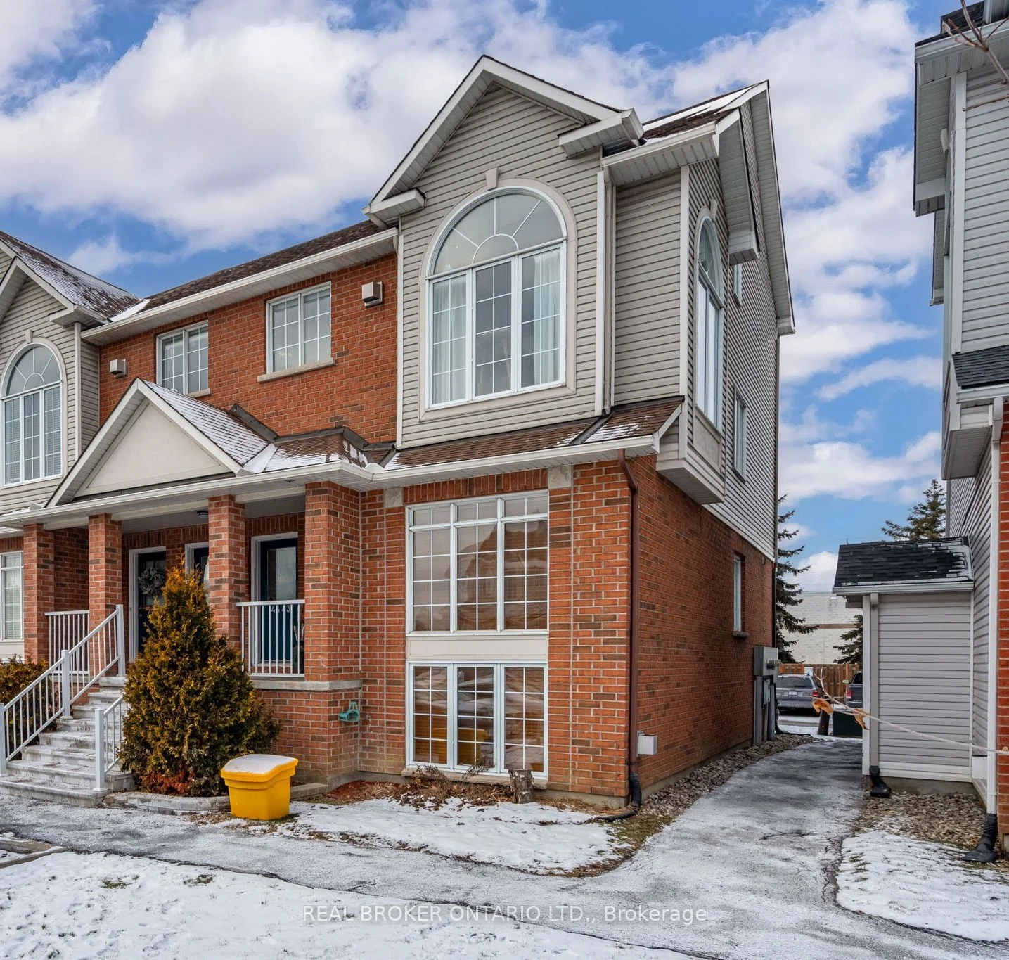 4443 Harper Avenue 4, Cyrville - Carson Grove - Pineview, On K1j 1c9