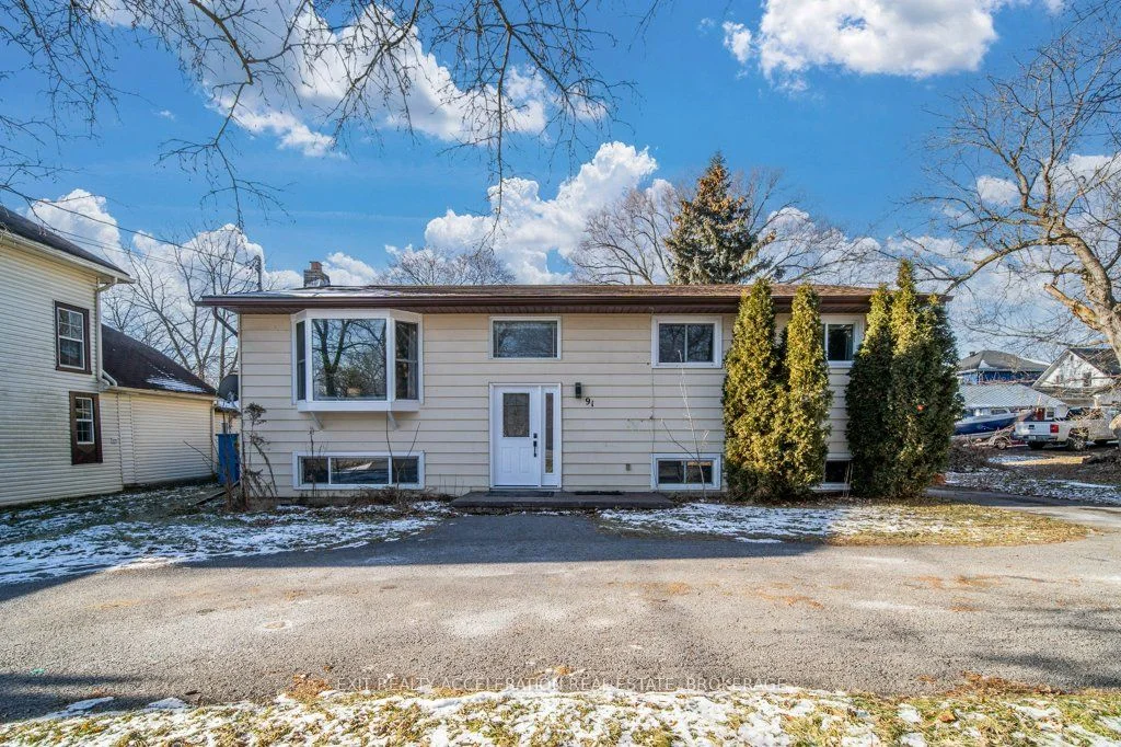 91 College Street, Deseronto, On K0k 1x0