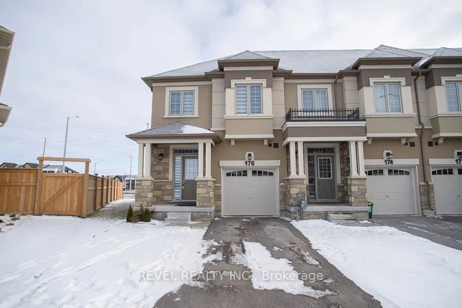 Att/Row/Townhouse in Brant