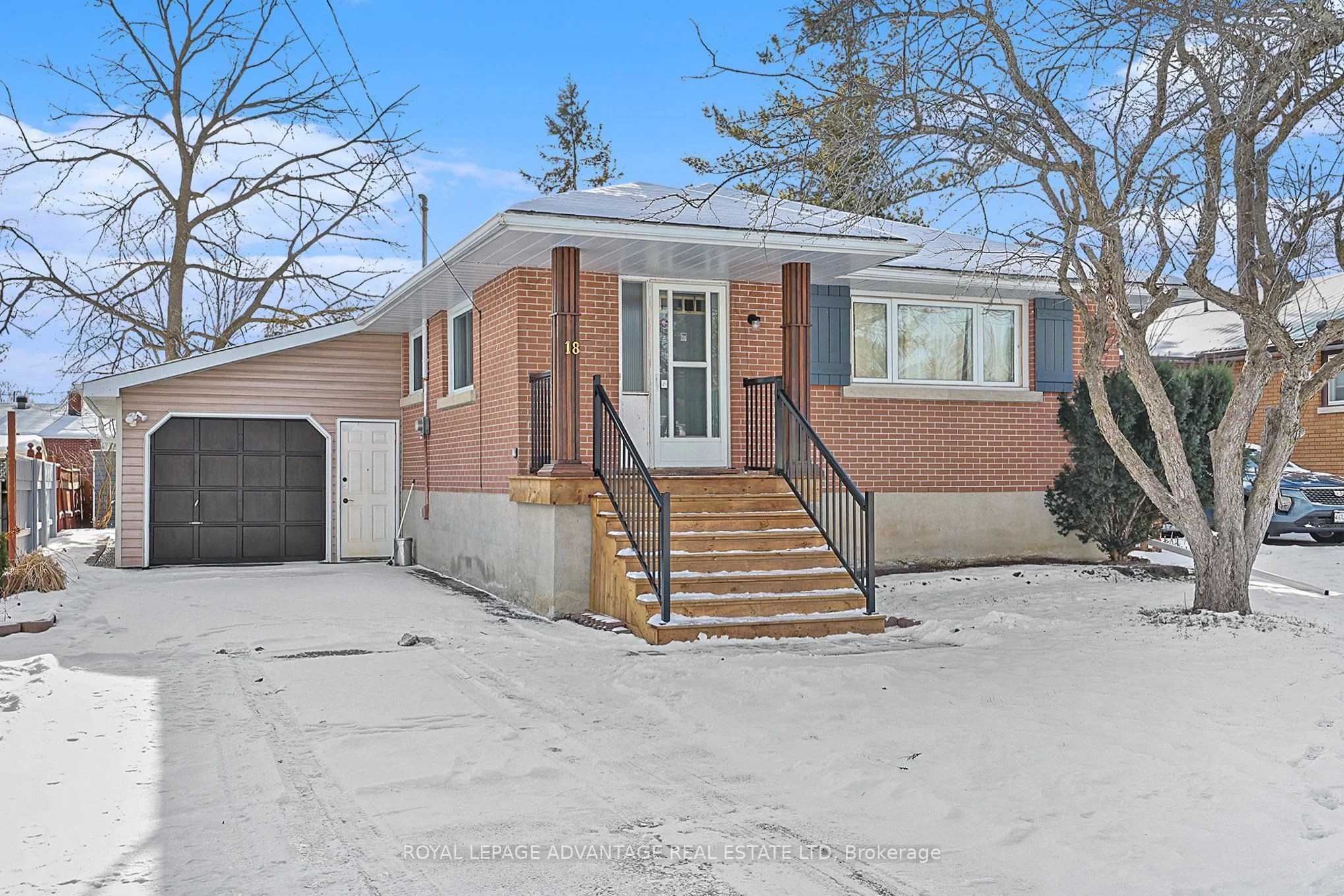 Detached in Perth