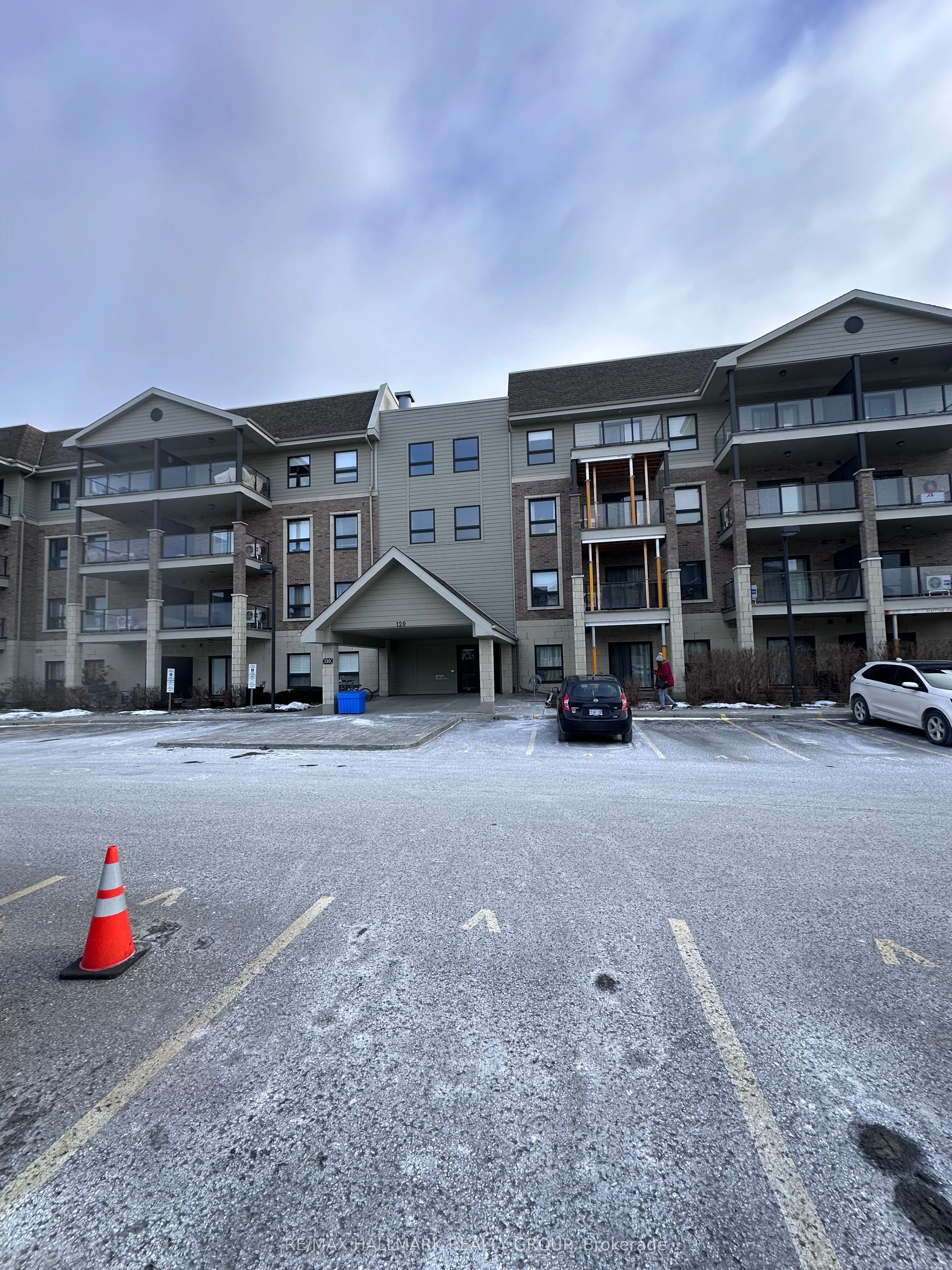 120 Prestige Circle S 305, Orleans - Cumberland And Area, On K4a 1b4