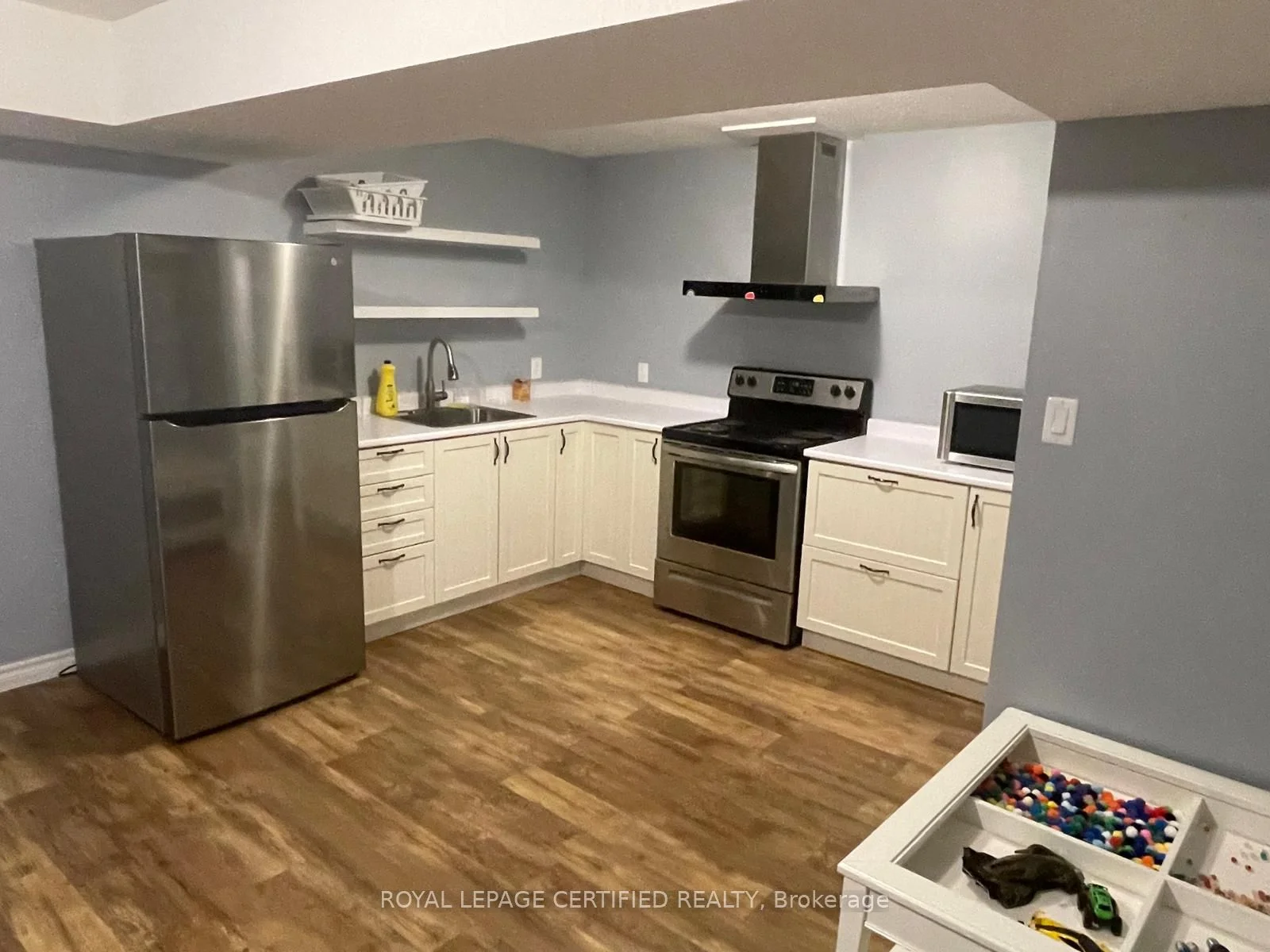 371 Salisbury Avenue Bsmt, Cambridge, On N1s 0a2
