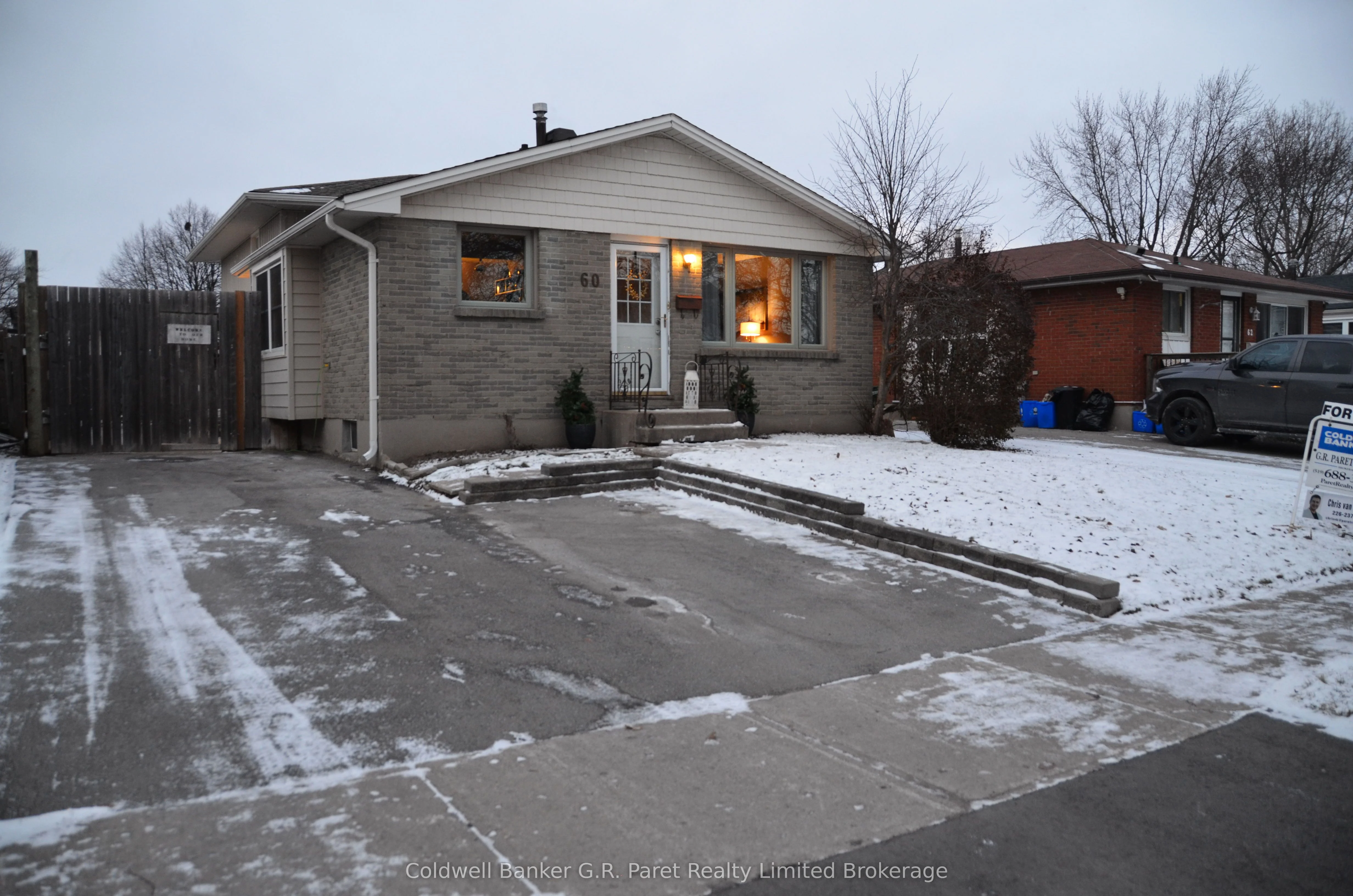 60 Surrey Crescent, London South, On N6e 1t8