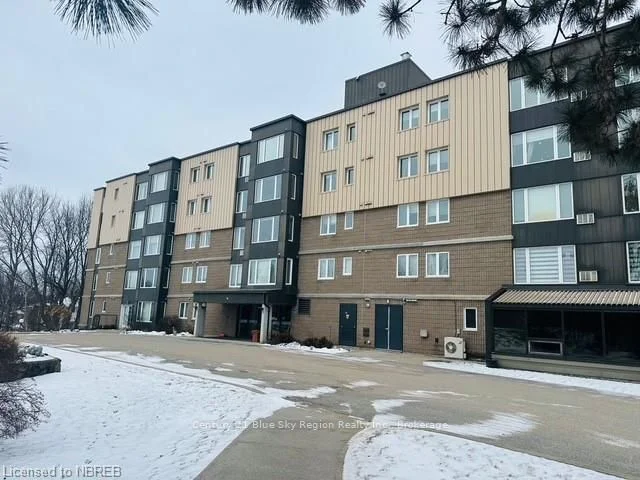 Condo Apartment in North Bay
