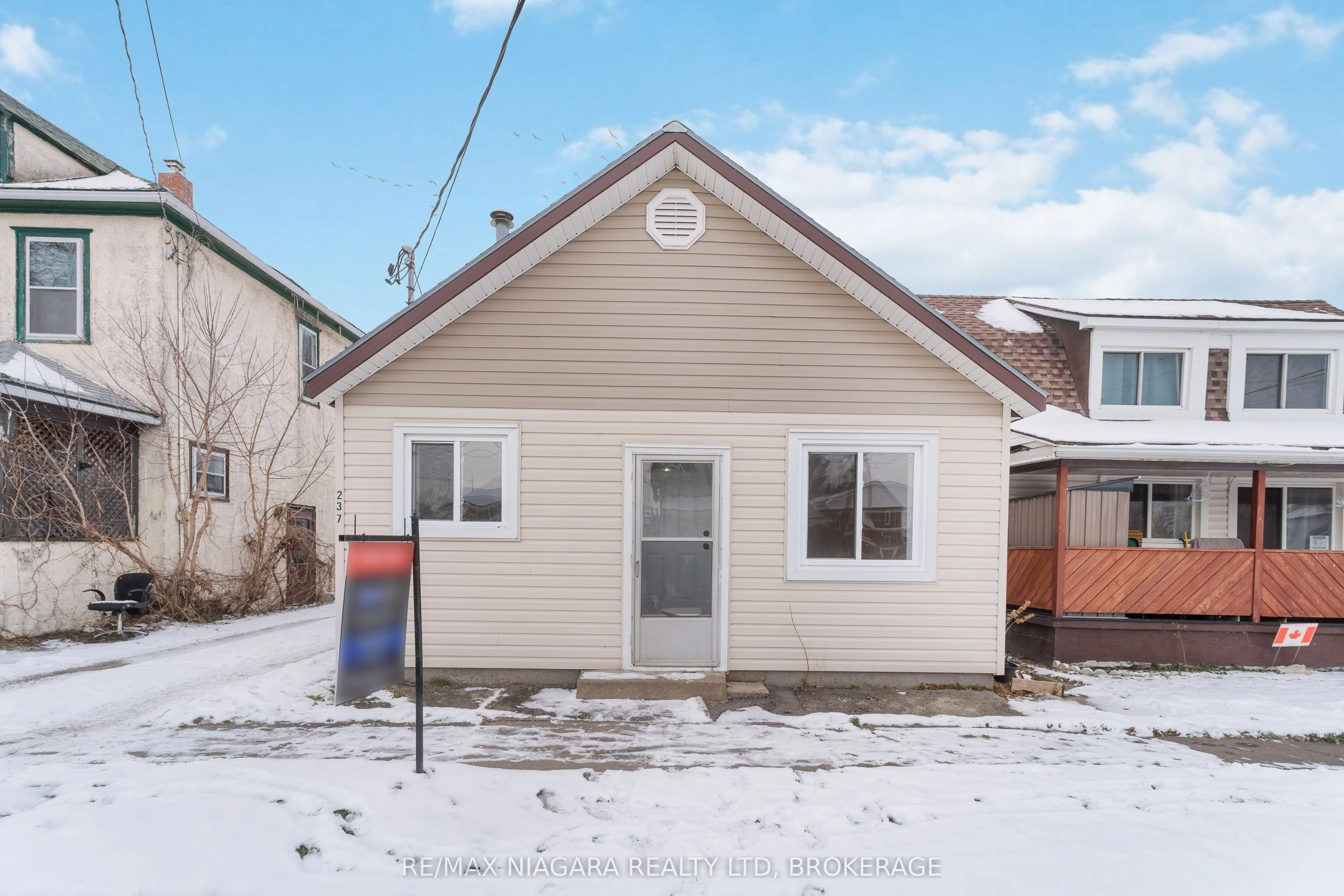 Duplex in Port Colborne