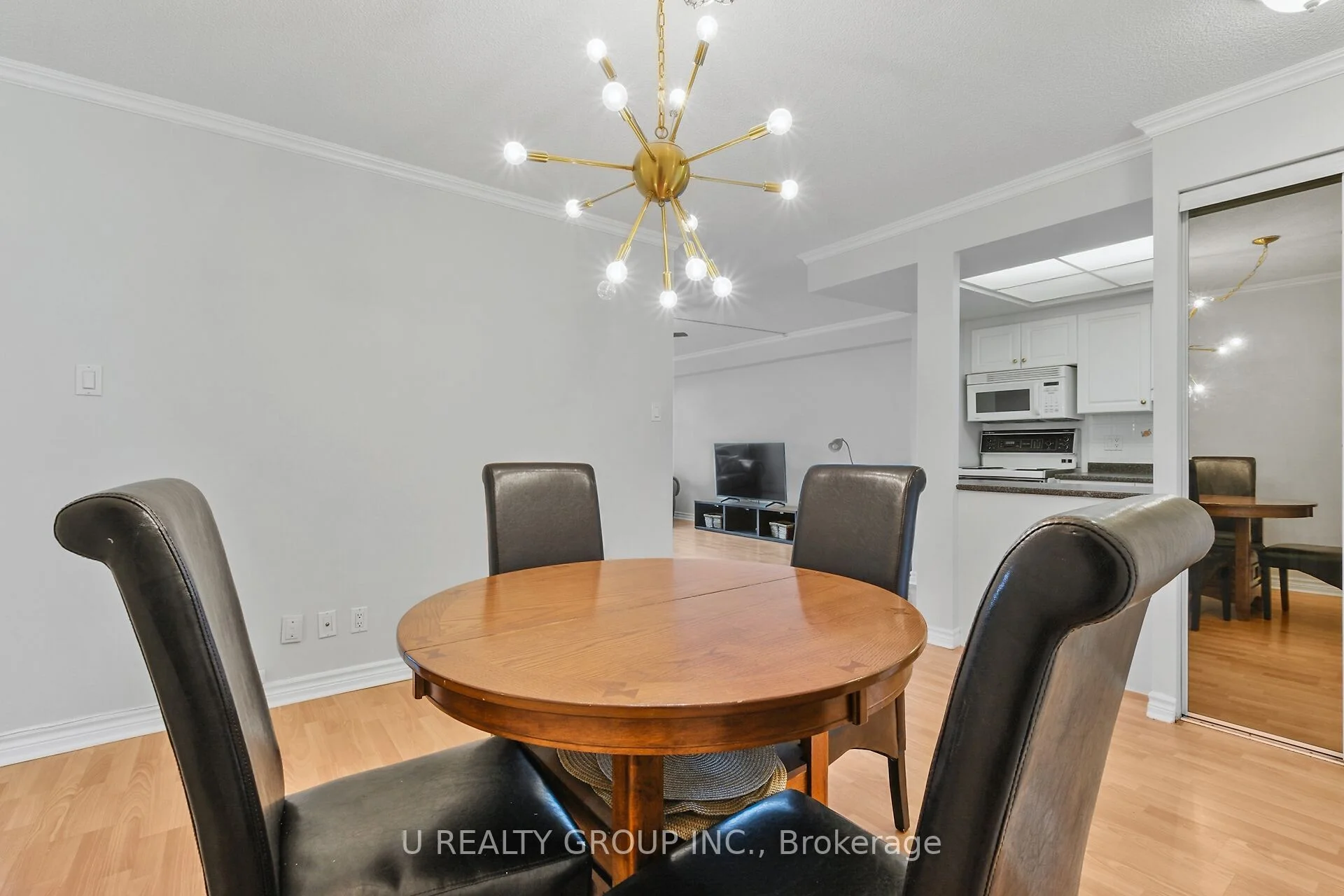 555 Brittany Drive 1112, Manor Park - Cardinal Glen And Area, On K1k 4c5