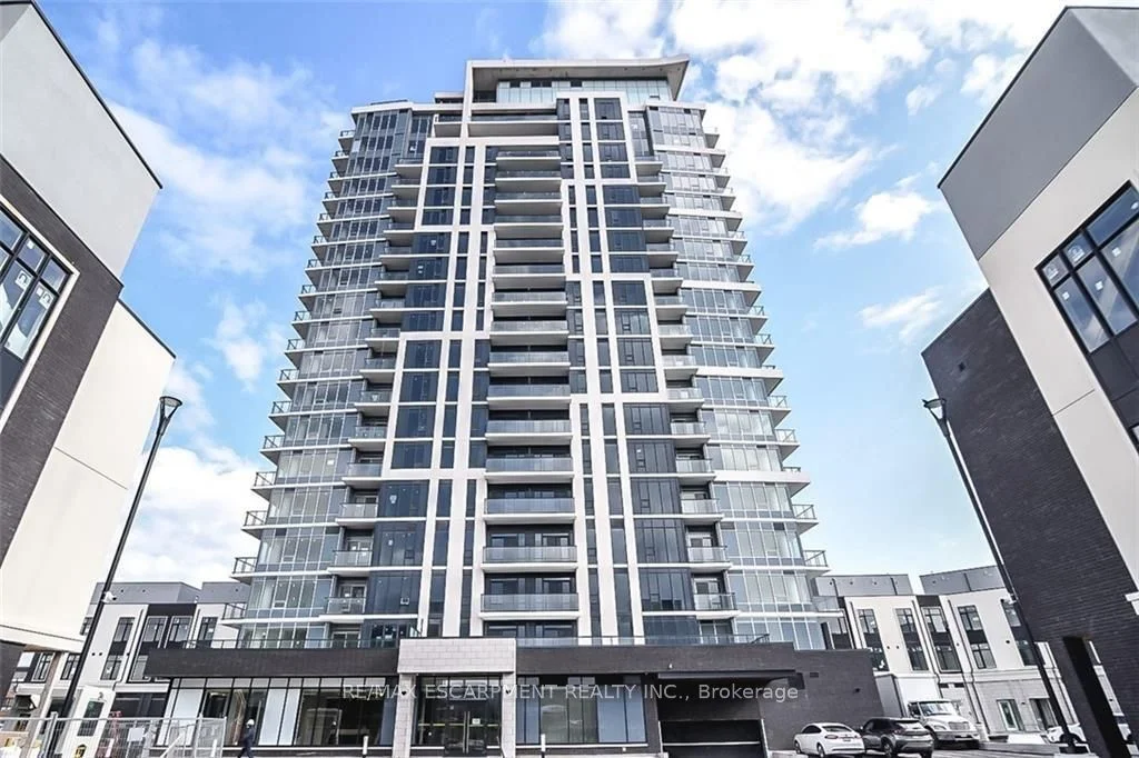 Condo Apartment in Grimsby