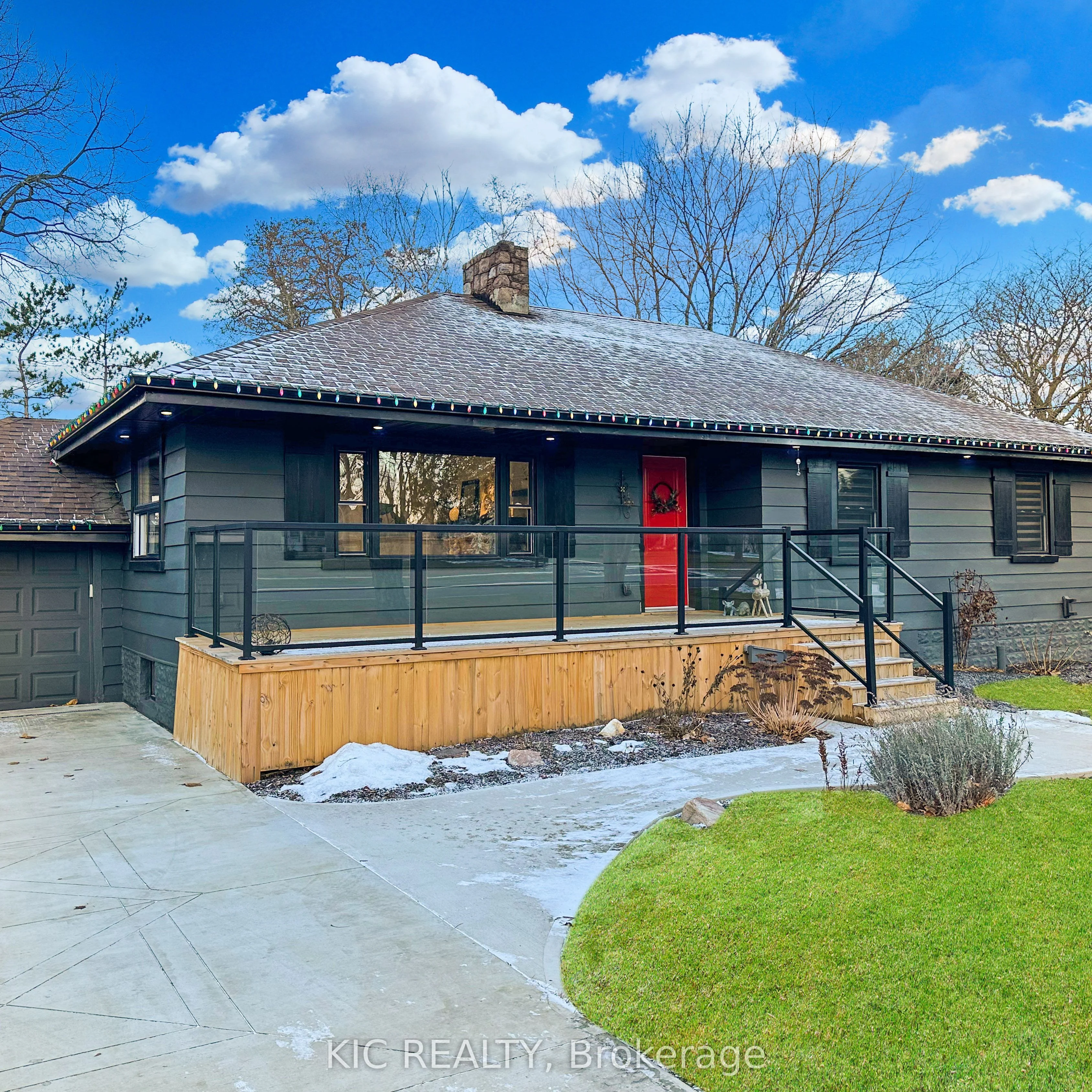 1059 Ontario Street, Cobourg, On K9a 3c8