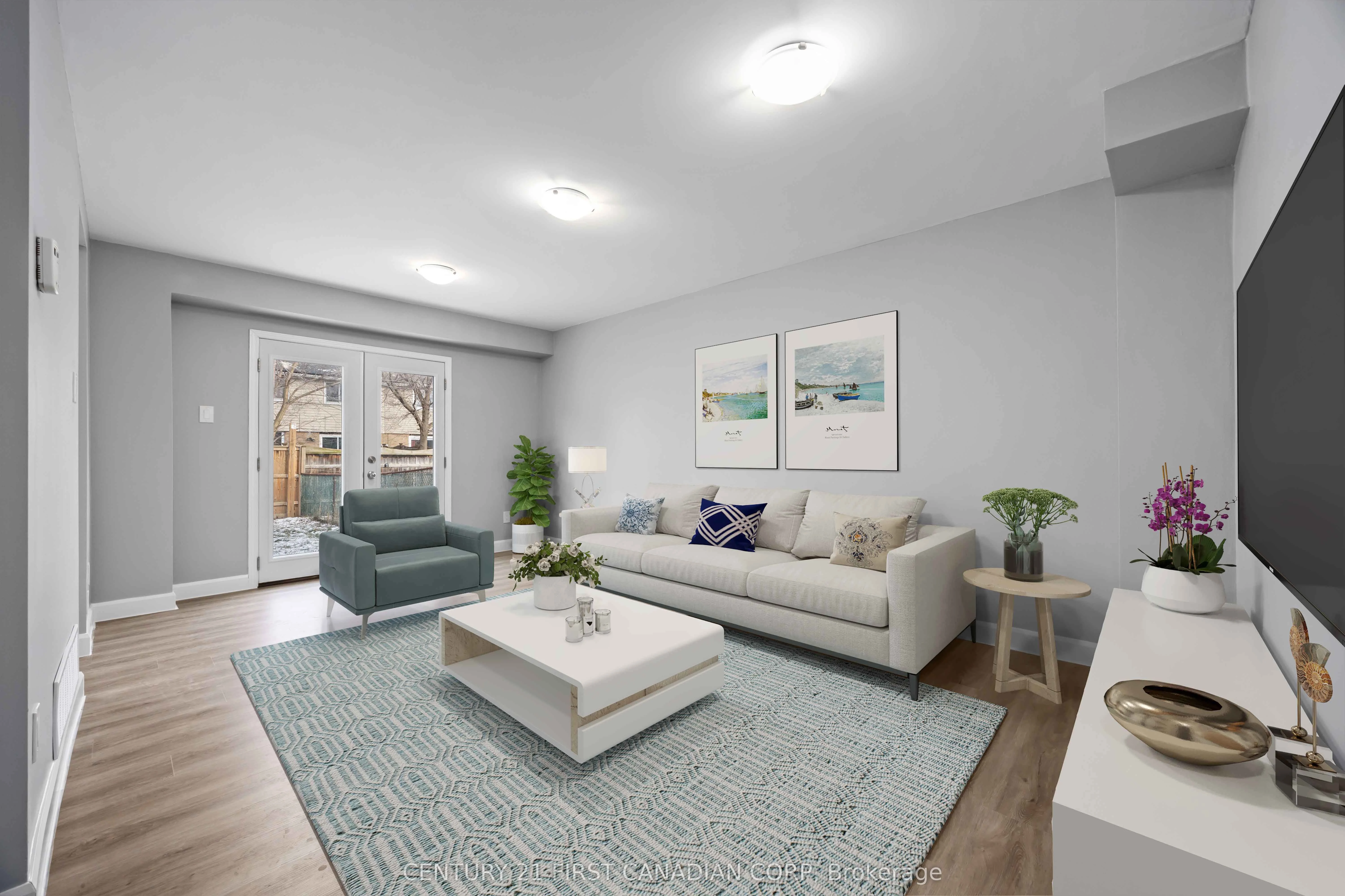 Att/Row/Townhouse in Sarnia