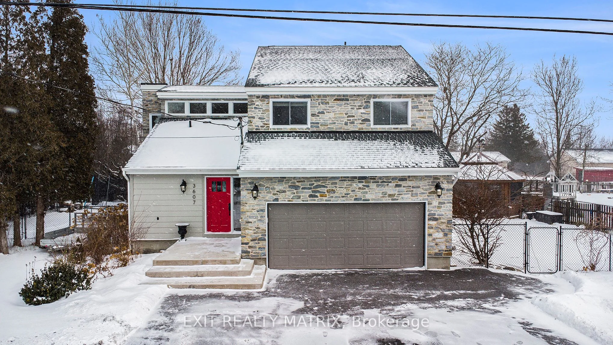 Detached in South Stormont