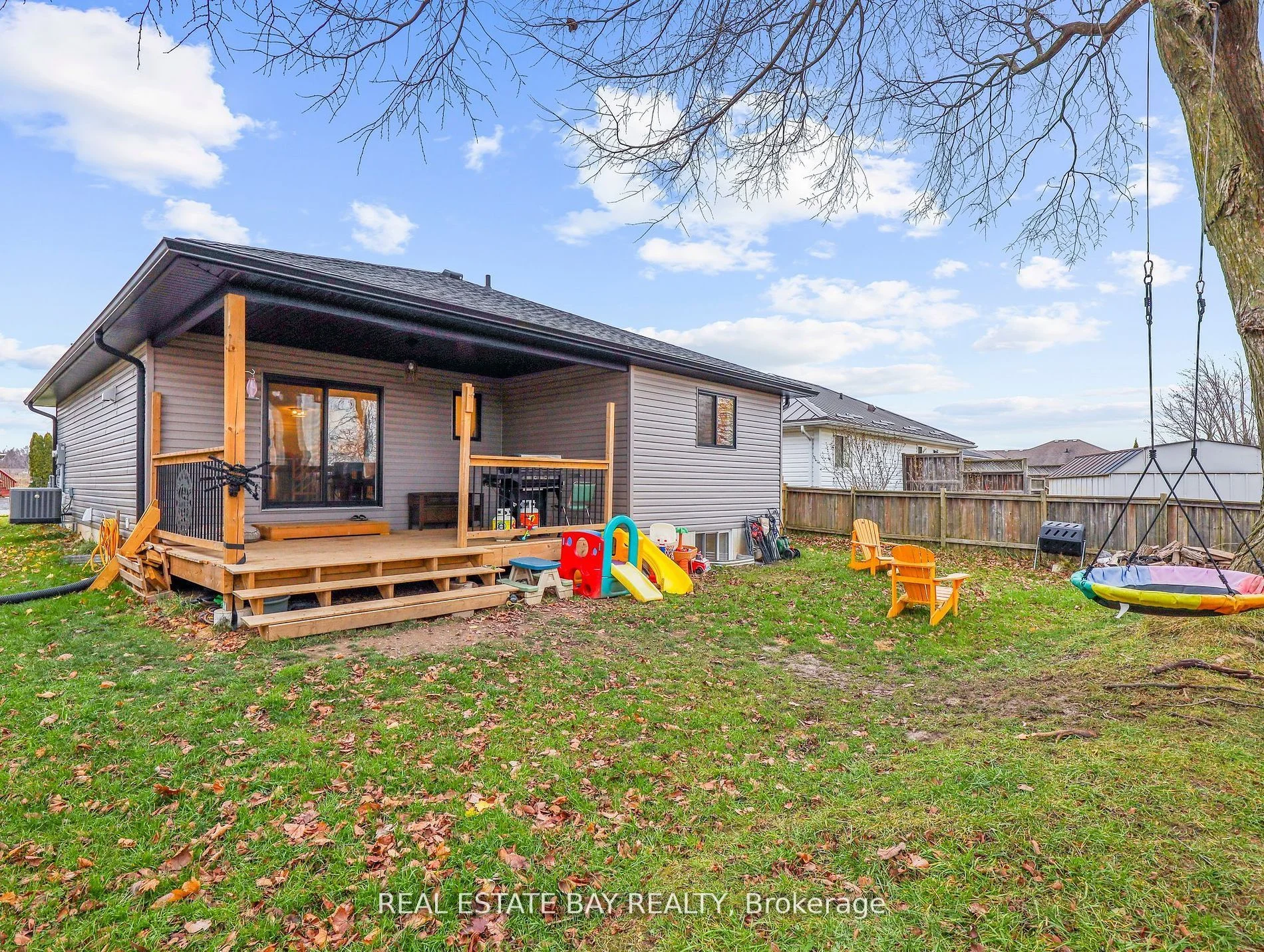 271 SOUTH Street, Southwest Middlesex, ON N0L 1M0