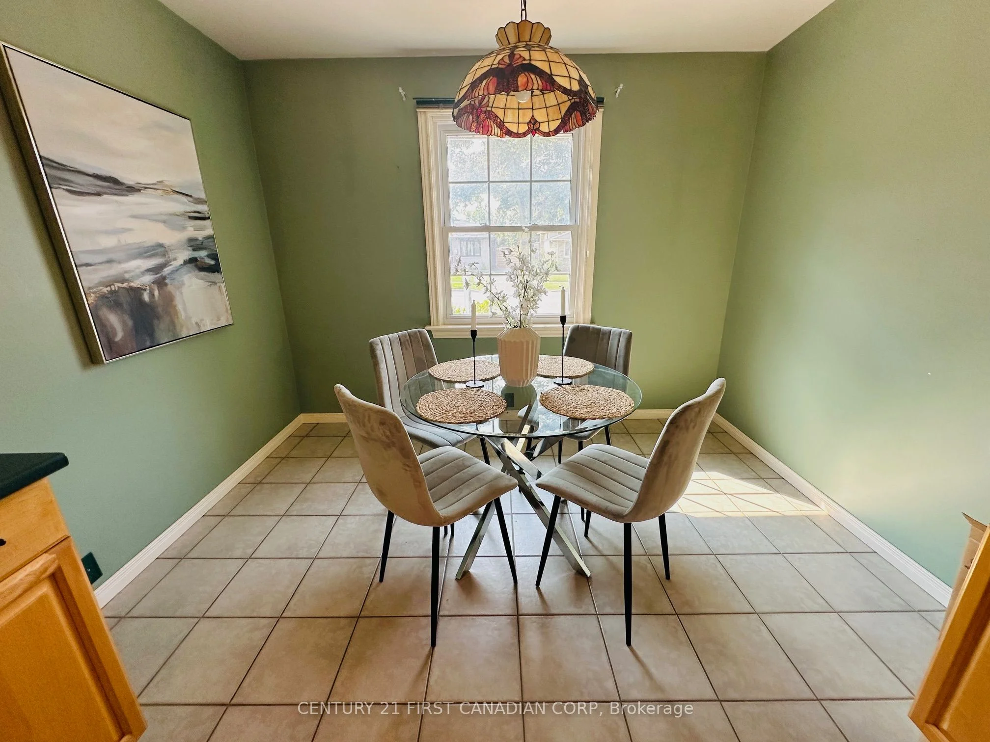 476 FERNDALE Avenue, London South, ON N6C 2Z1