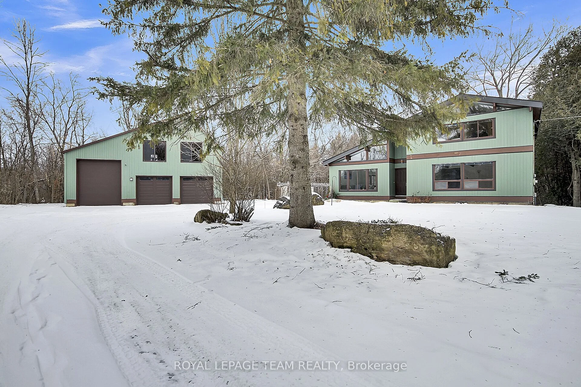 Detached in Greely - Metcalfe - Osgoode - Vernon and Area
