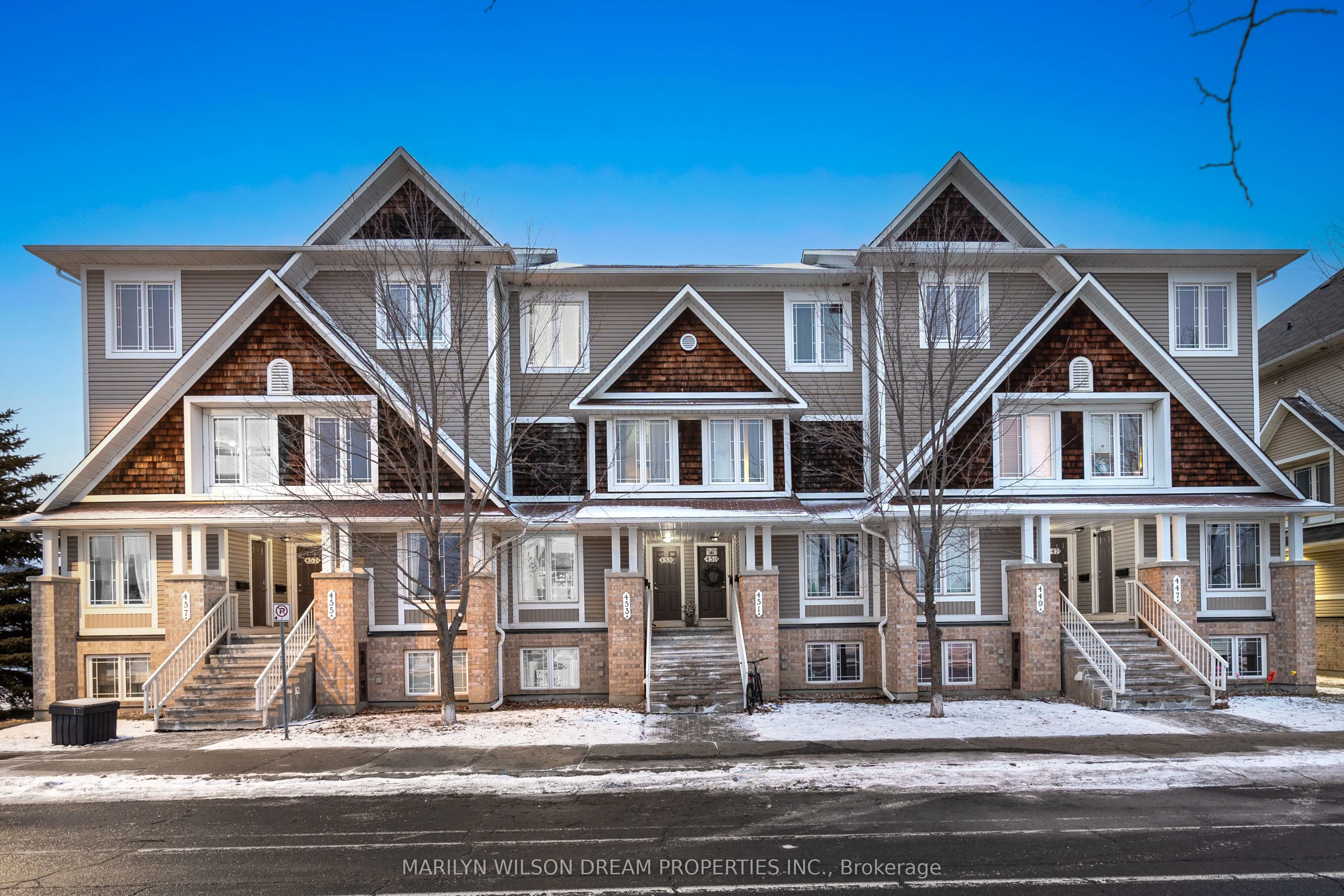 Condo Apartment in Barrhaven