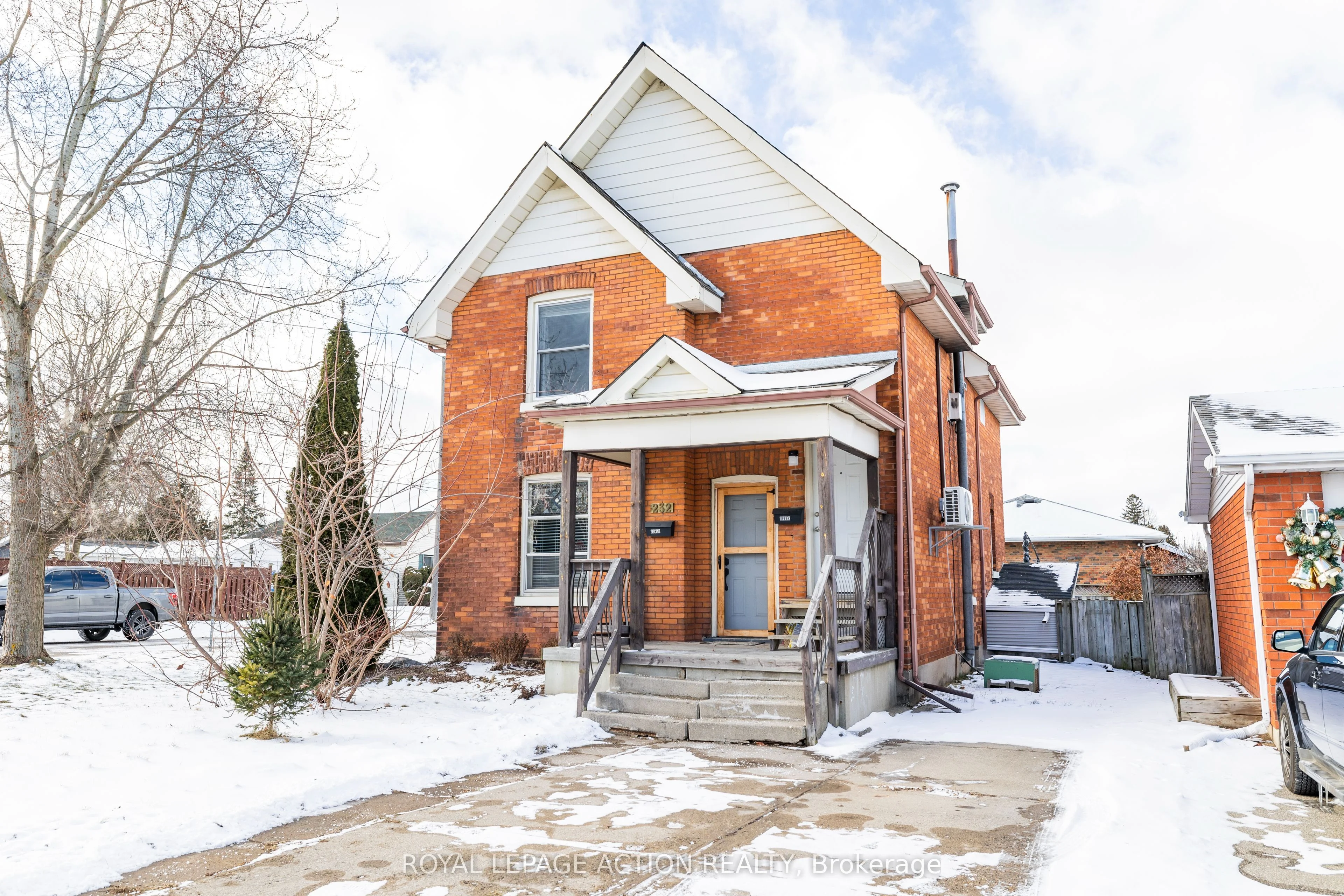 Duplex in Brantford